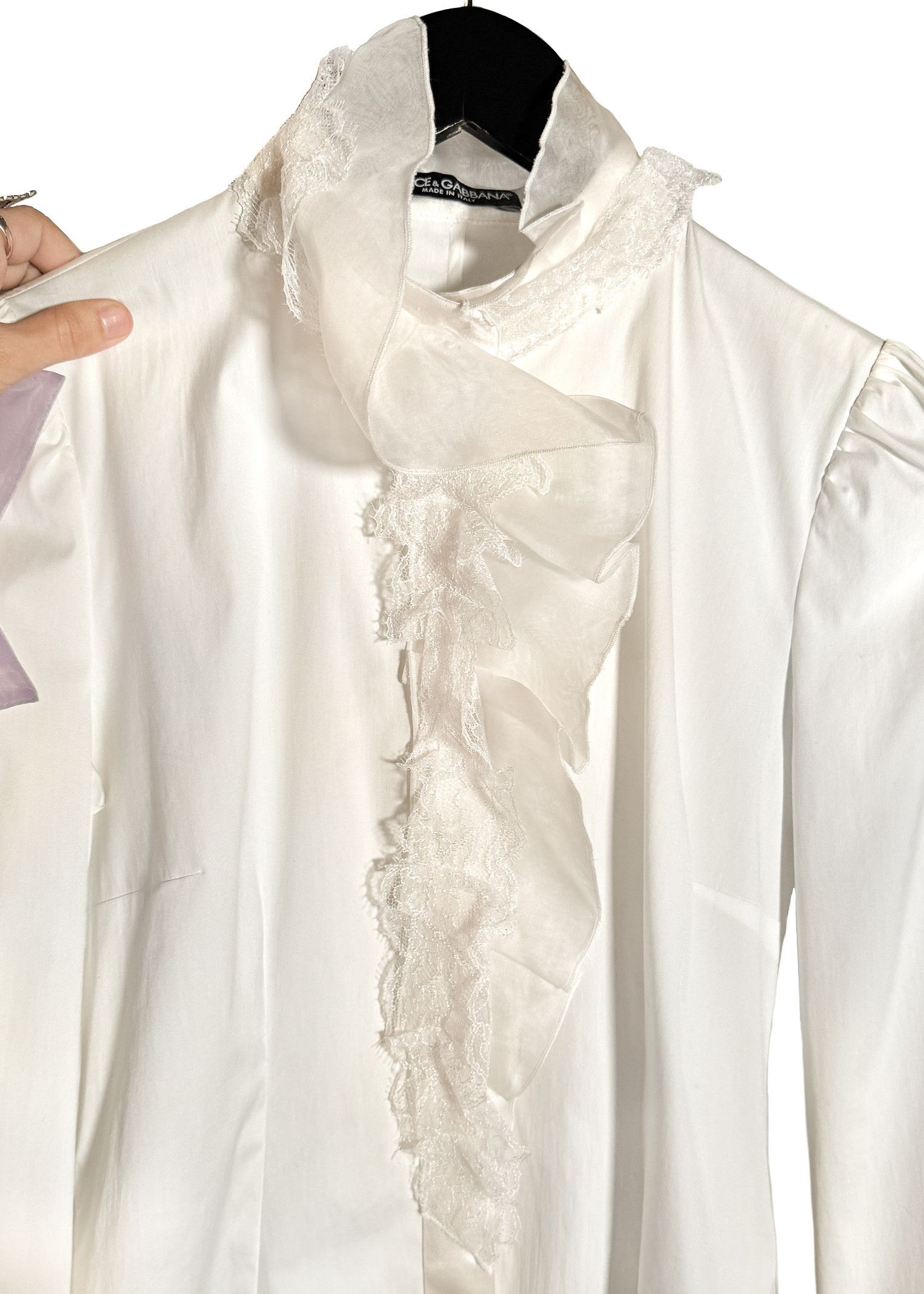 Dolce & Gabbana Dolce & Gabbana Ivory Lace Gathering Ruffle Blouse Size S / US 4 / IT 40 - 4 Thumbnail
