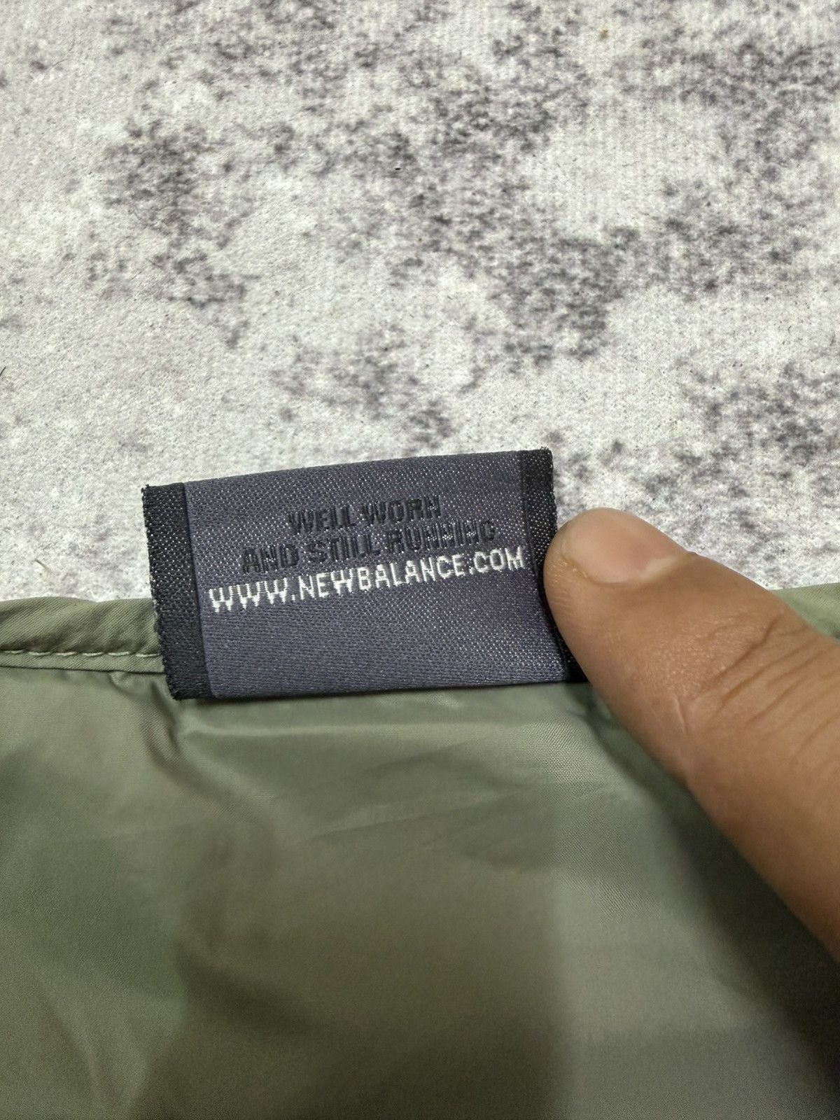 New Balance NEW BALANCE BACKHIT LOGO QUILTED SNAP BUTTON OLIVEGREEN VEST Size S / US 4 / IT 40 - 11 Thumbnail