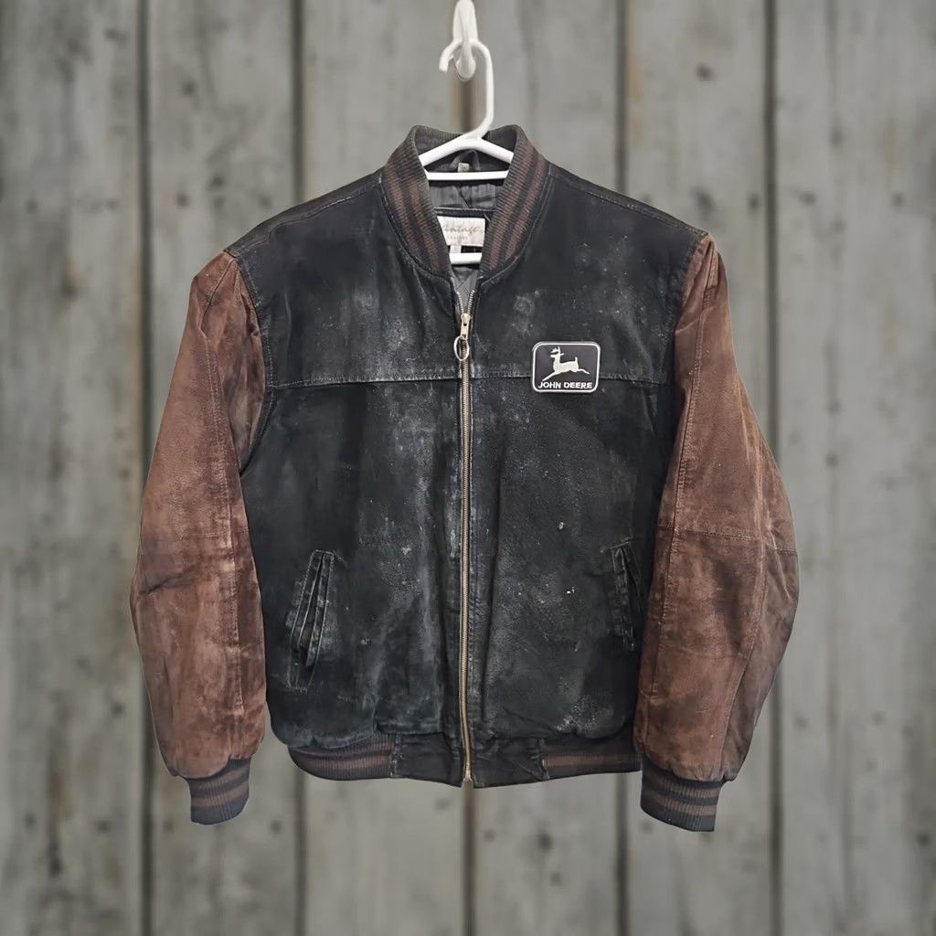 Vintage VINTAGE John Deere Leather Suede Letterman Varstiy Jacket Mens L Brown Leather Full Zip Farm Trucker Style 90s-Model Mens Size US L / EU 52-54 / 3 - 1 Thumbnail