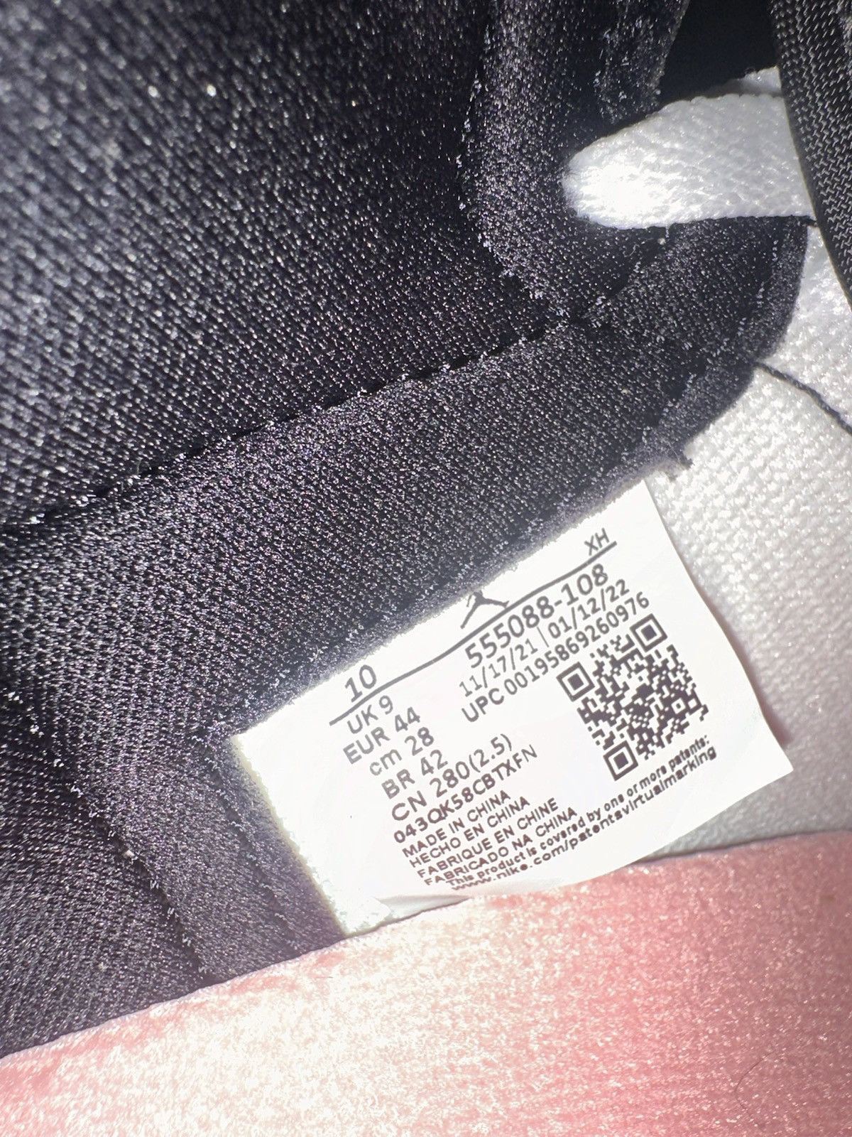 Nike Air Jordan 1 Retro High OG ‘Stage Haze’ Size US 10 / EU 43 - 6 Thumbnail