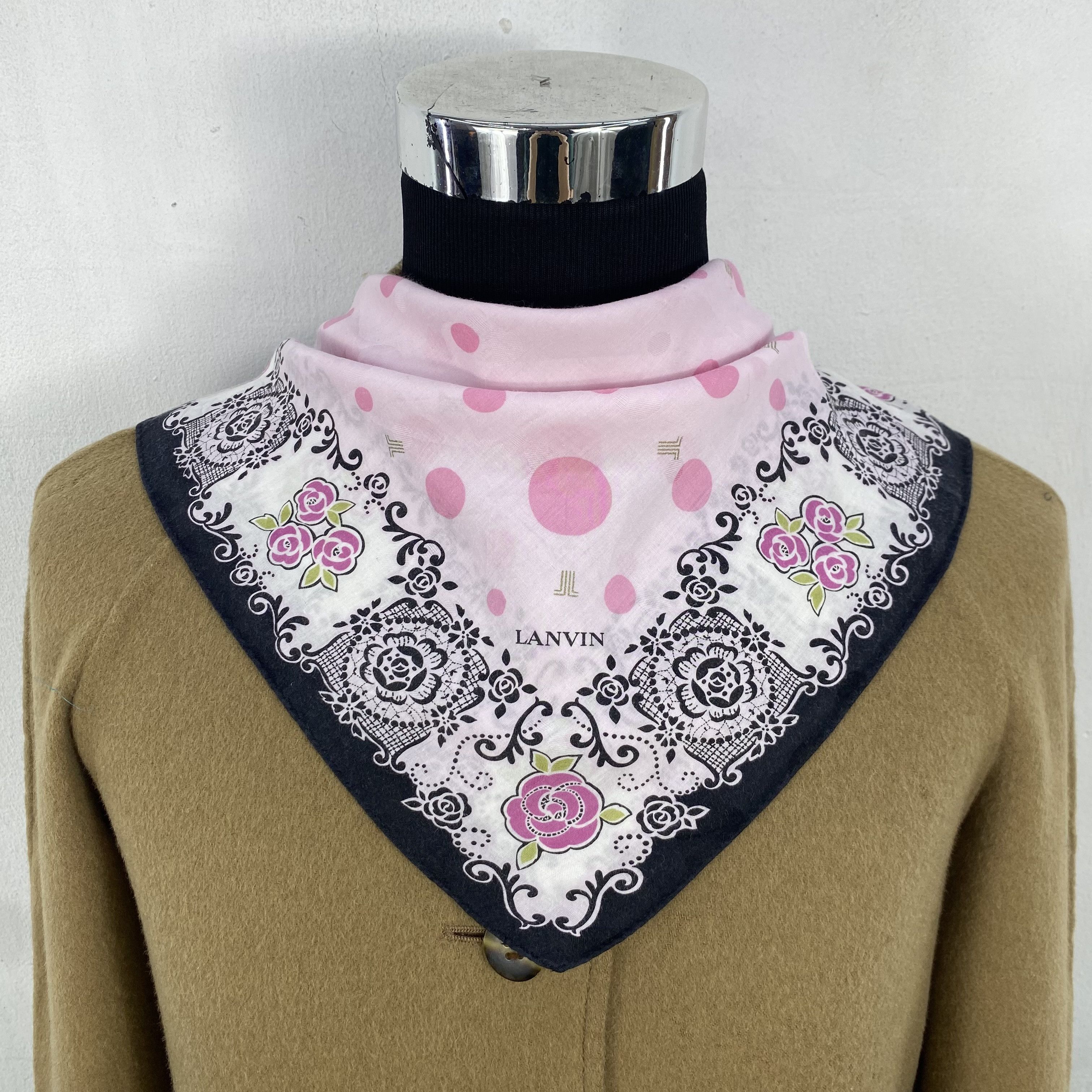 Lanvin Vintage Lanvin Handkerchief Neckerchief Bandana H429Q Size ONE SIZE - 1 Thumbnail