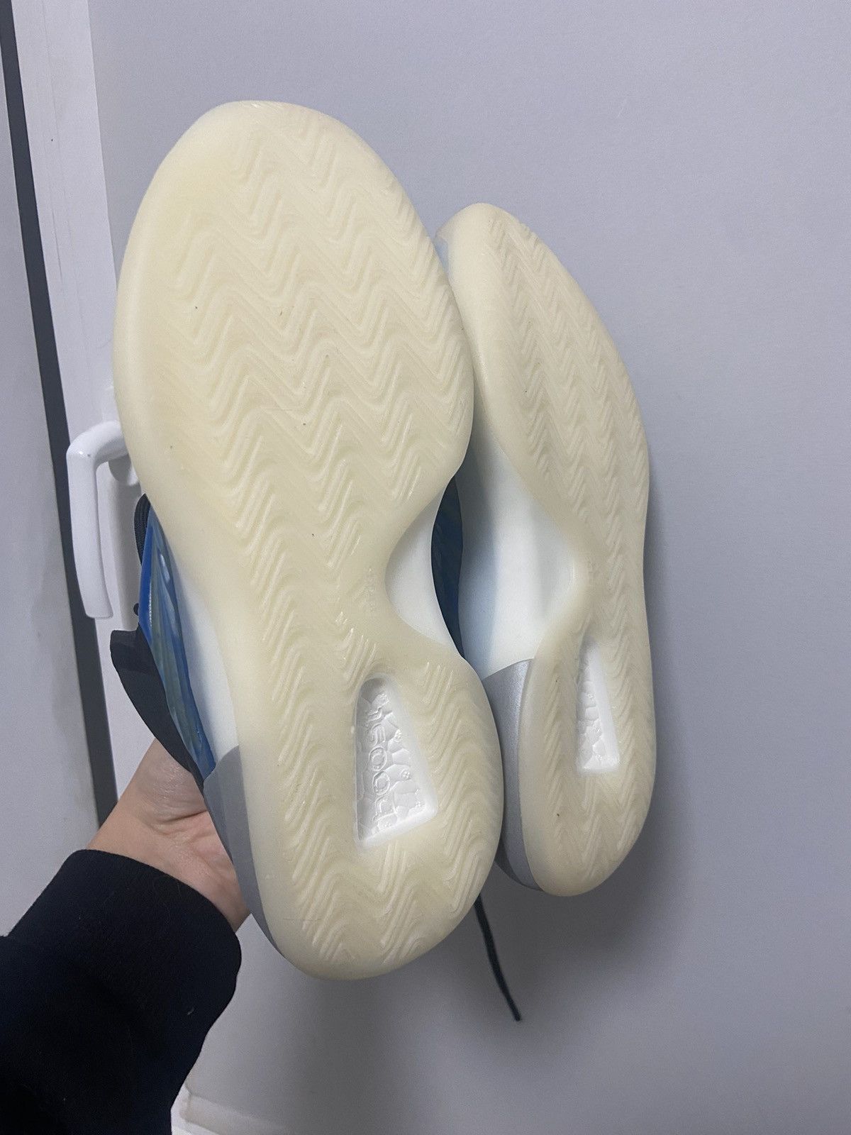 Adidas × Yeezy adidas yeezy qntm frozen blue Size US 5.5 / IT 35.5 - 4 Thumbnail