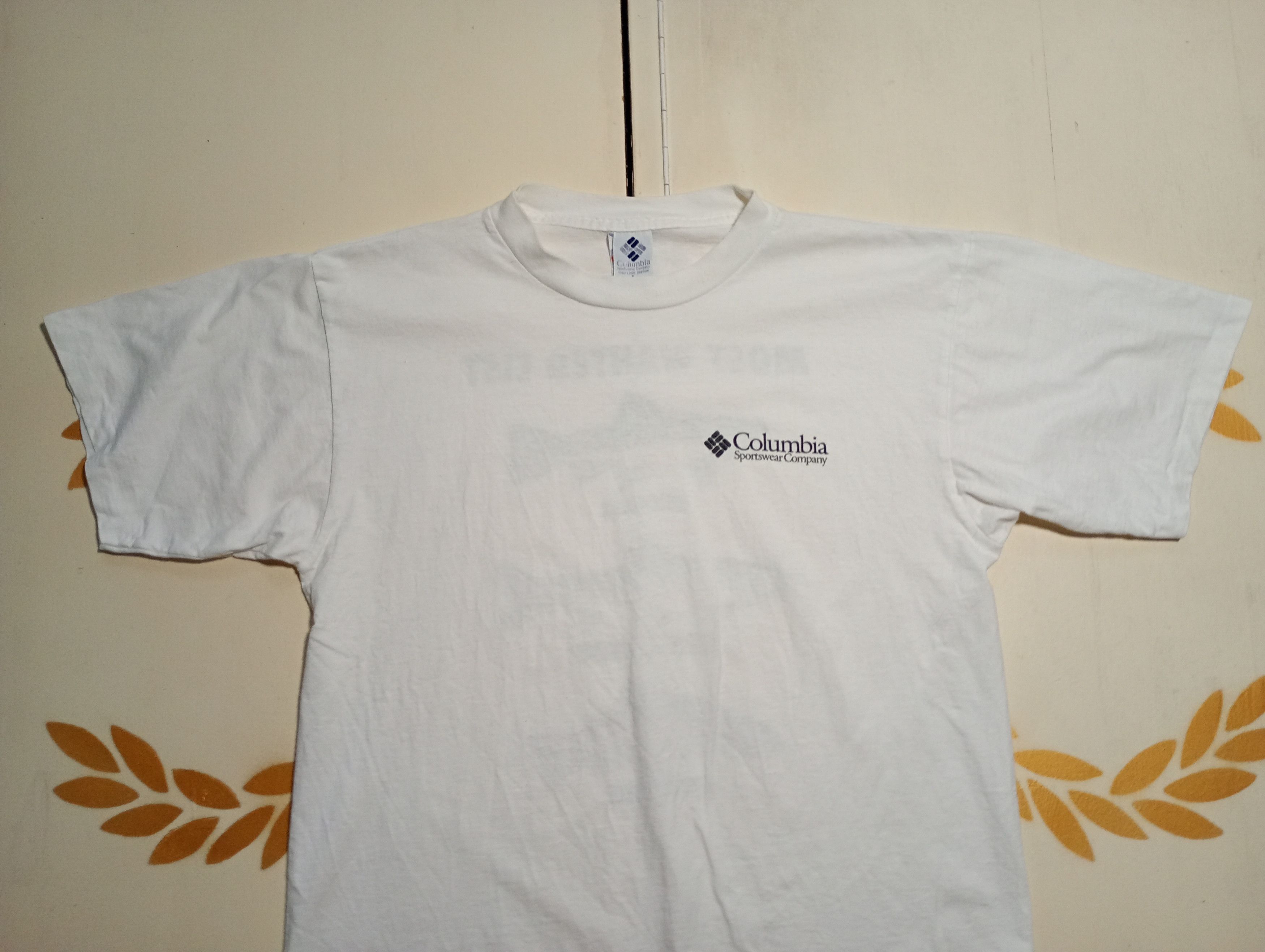 Columbia Columbia T-Shirt Vintage 90's Made in USA Size US L / EU 52-54 / 3 - 5 Thumbnail