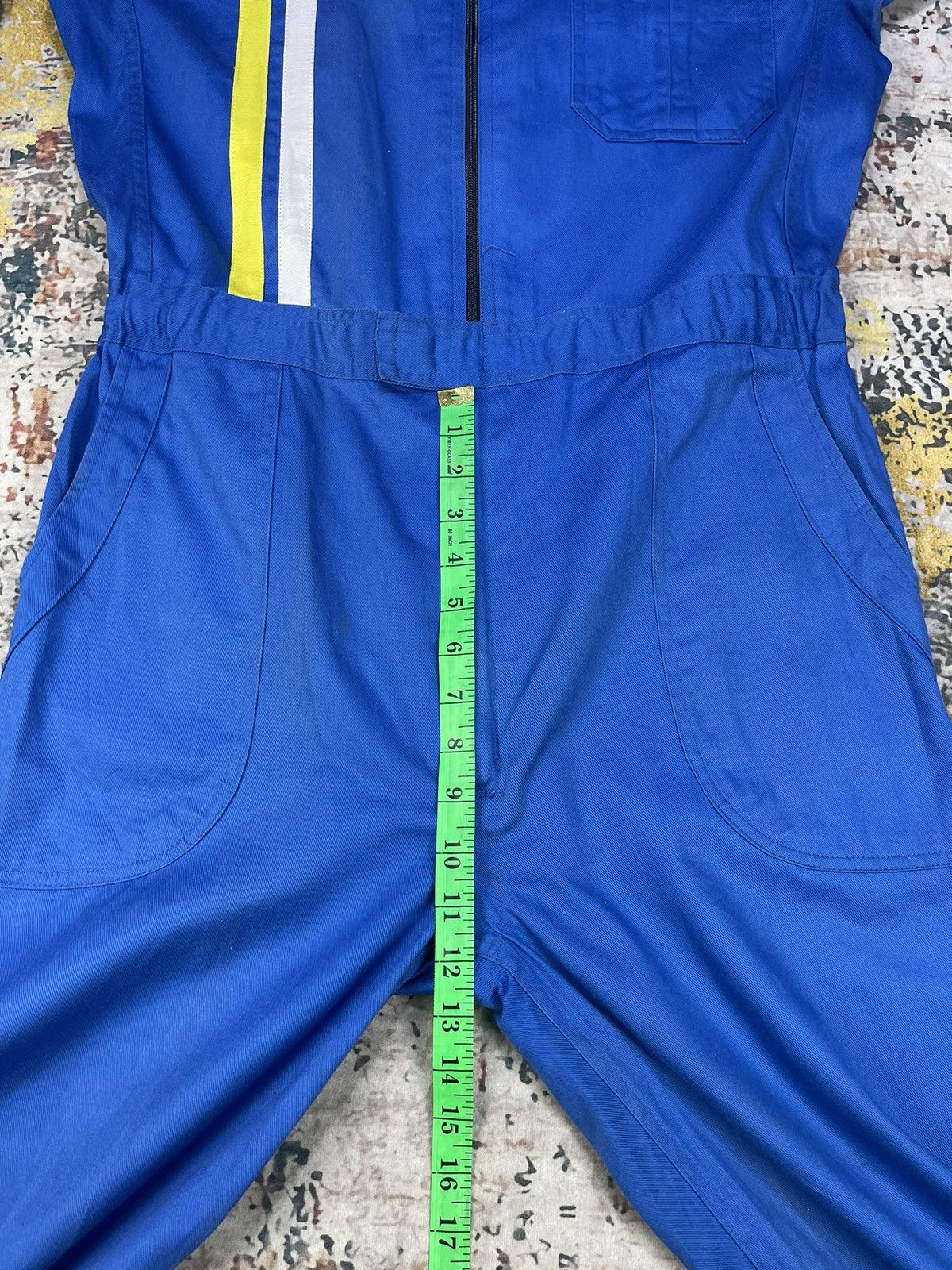 NASCAR Vintage Goodyear Back Hit Big Logo Mechanic Coveralls Size US 35 - 14 Thumbnail