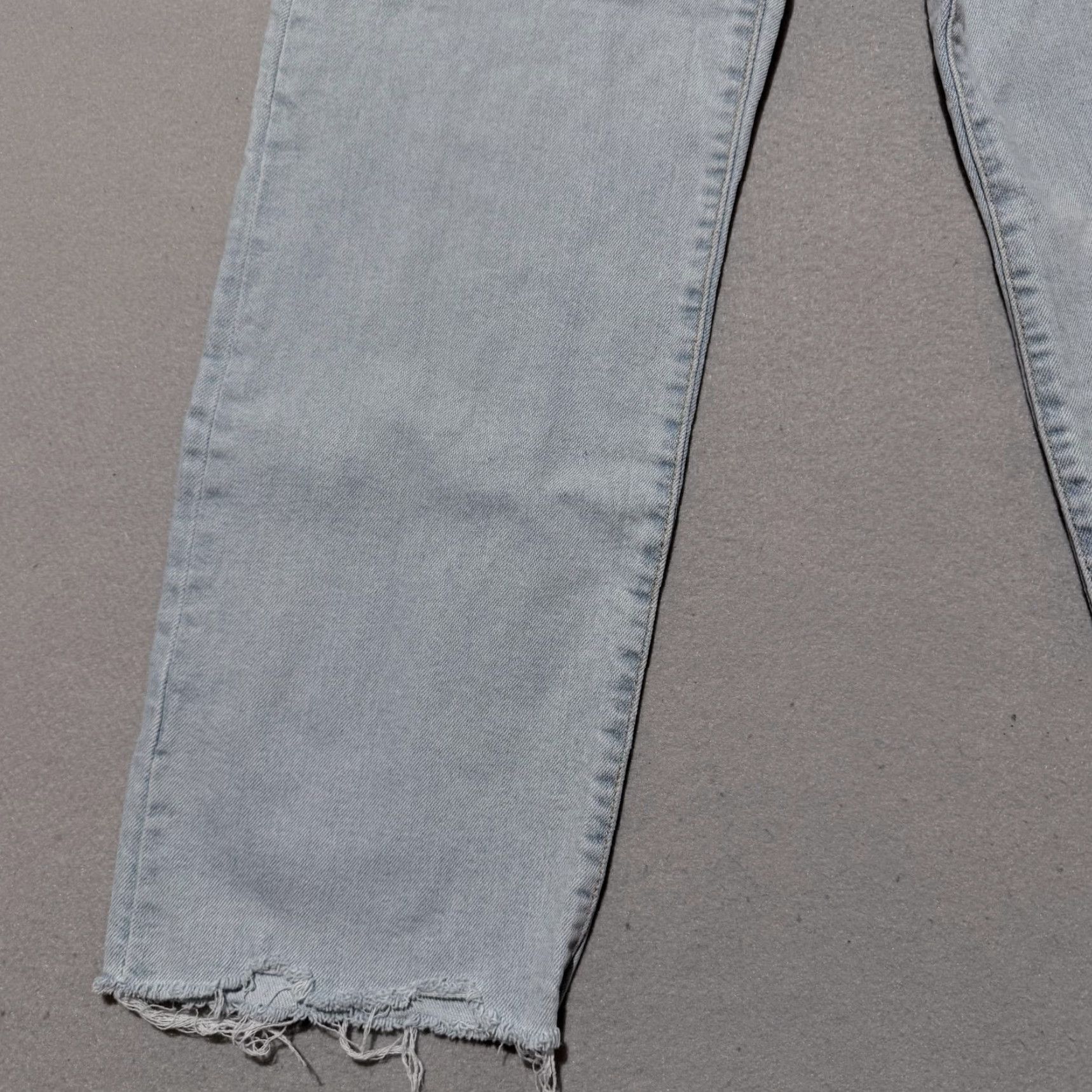 Levi's Levi's Ribcage Straight Jeans Women's Blue Denim Distressed Button Fly 25x27 High Rise 5-Pocket Denim Jacket? Size 42" / US 20 - 5 Thumbnail