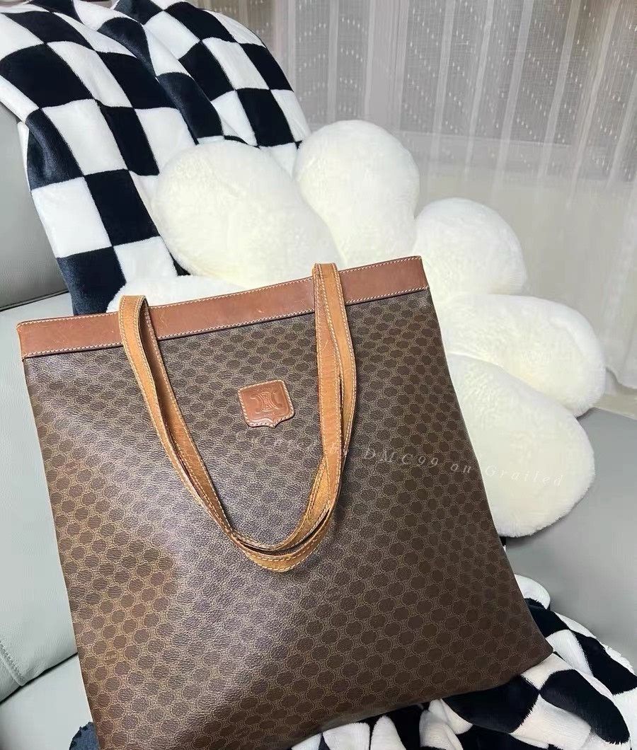 Celine Celine Vintage Large Tote Bag Size ONE SIZE - 1 Thumbnail