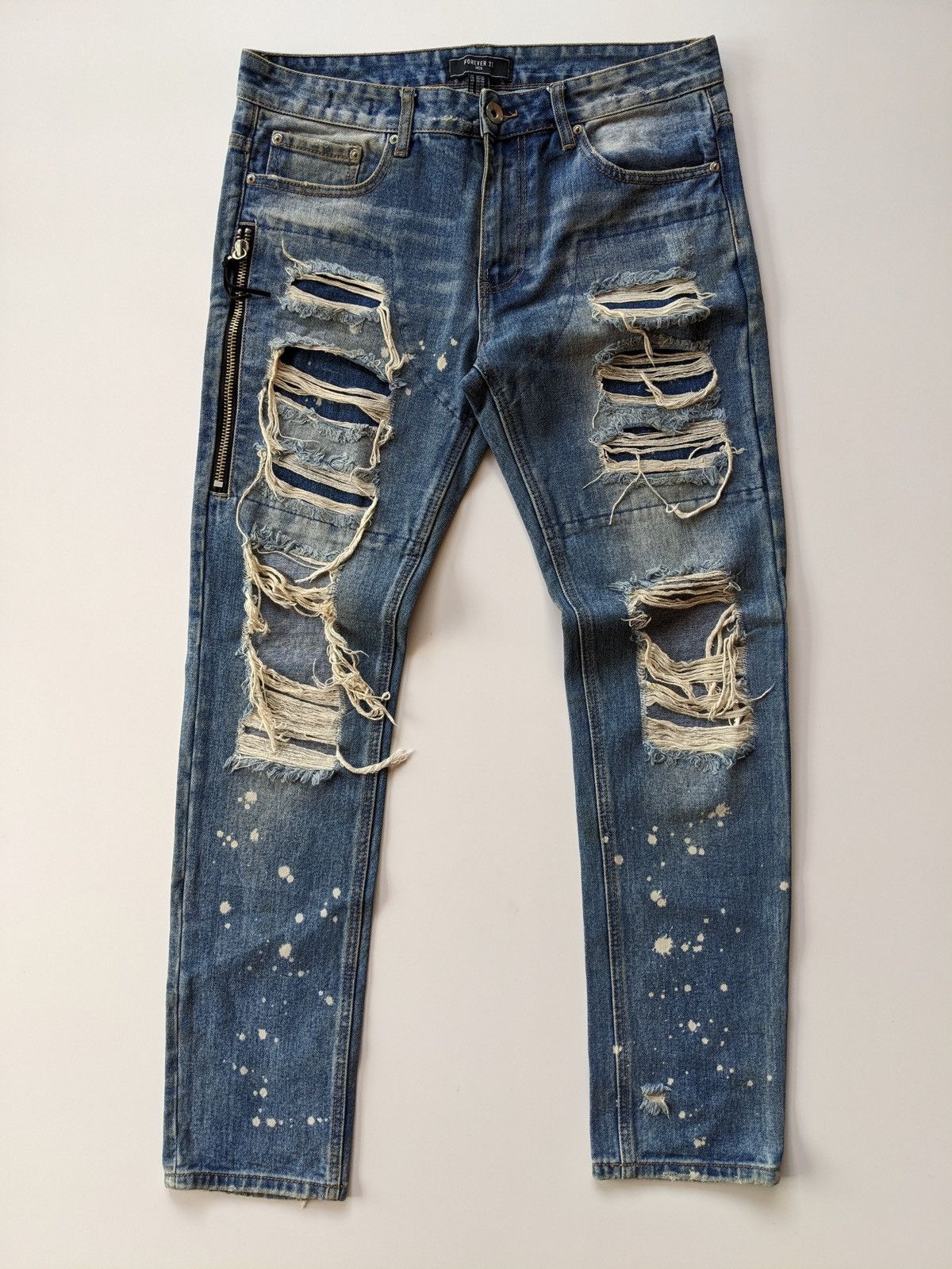 Image of Archival Clothing x Forever 21 Ripped Jeans Slim Fit in Blue Jean, Men's (Size 35)