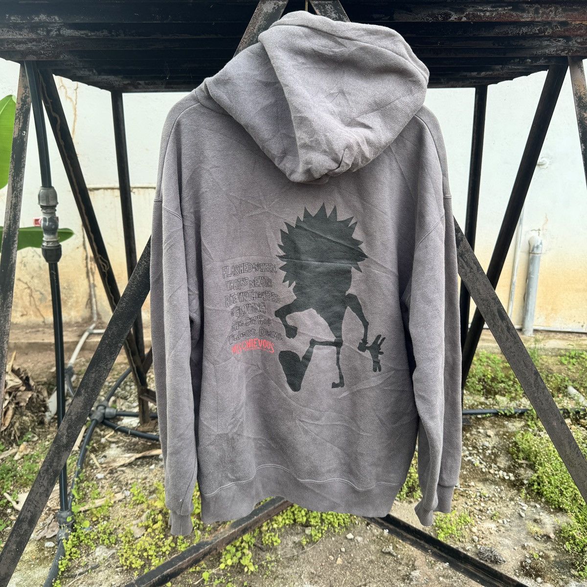 Japanese Brand Vintage Punk Mischievous Skunk Band Music Pullover Hoodie Size US L / EU 52-54 / 3 - 1 Thumbnail