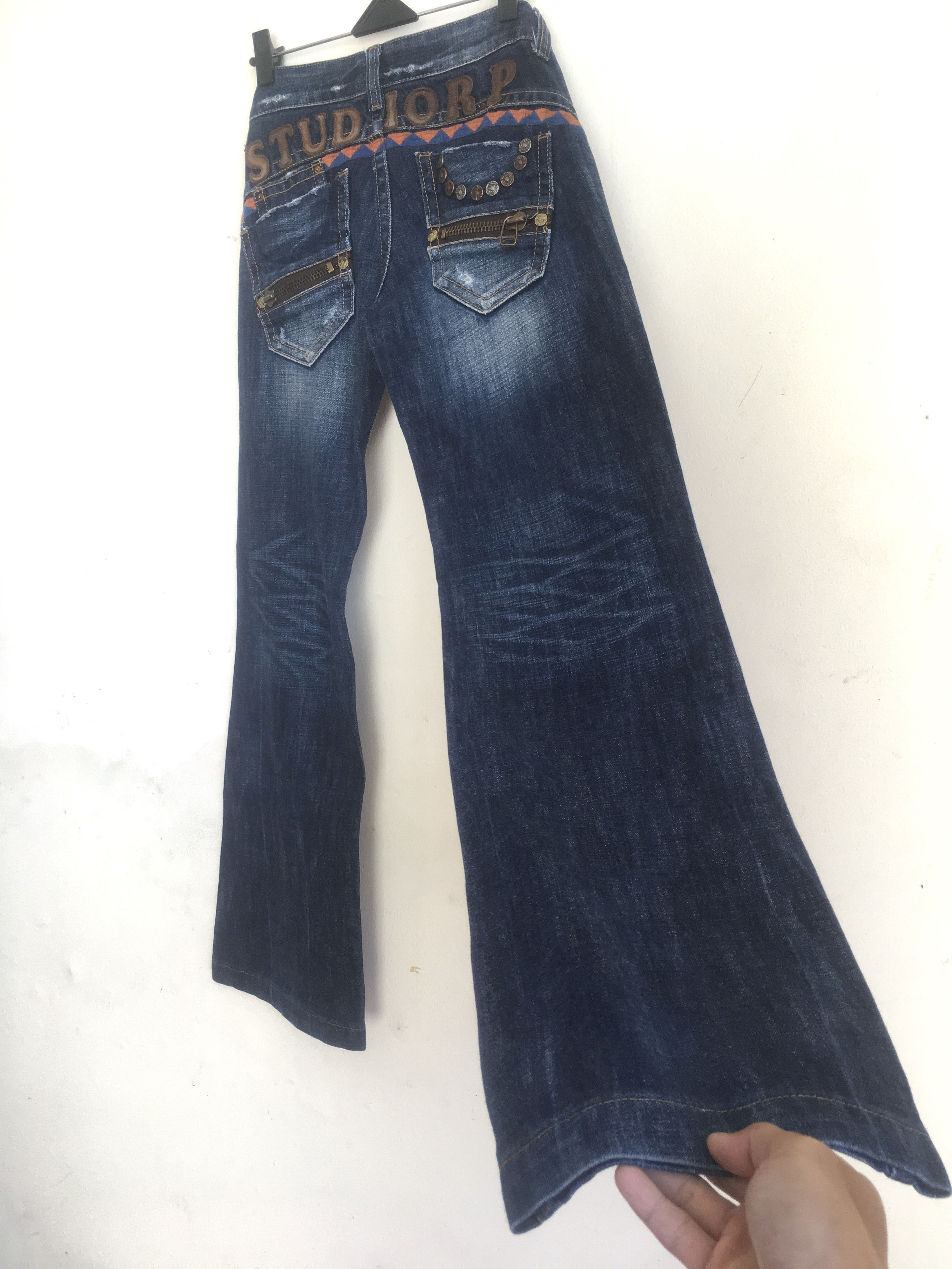 L.G.B. LE GRANDE BLEU If Six Was Nine Distressed Black Jeans