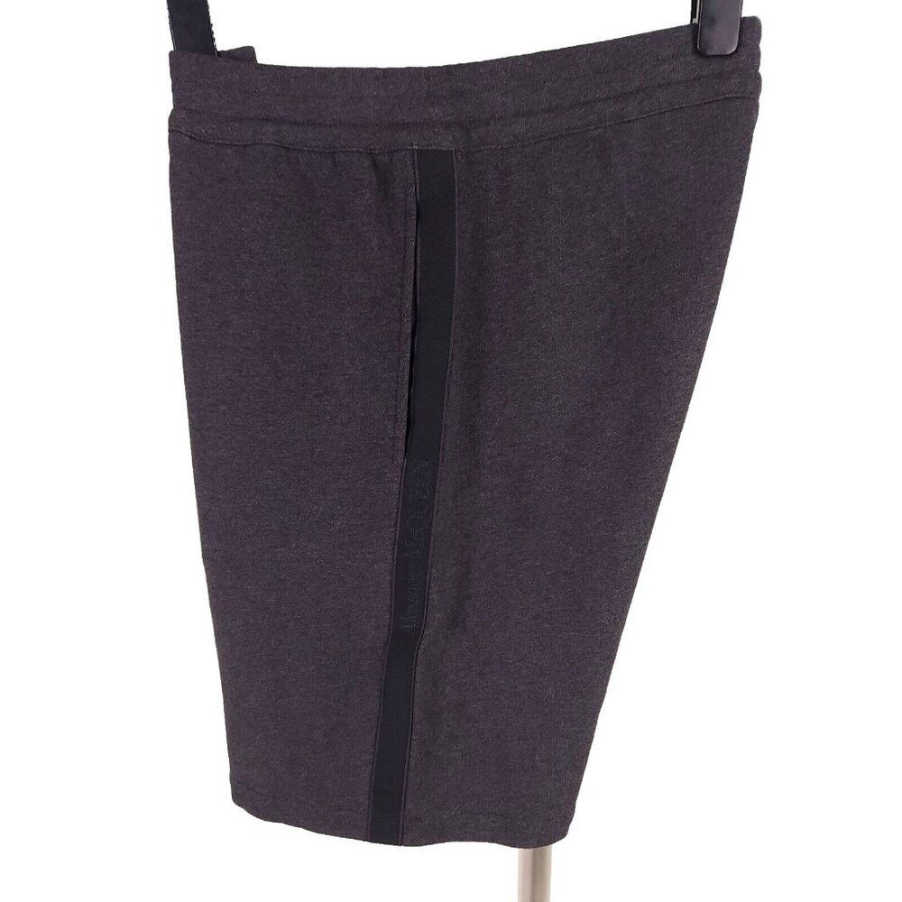 Alexander McQueen Alexander Mcqueen Stripe-Detail Track Shorts XS Mens Gray Size US 28 / EU 44 - 4 Thumbnail