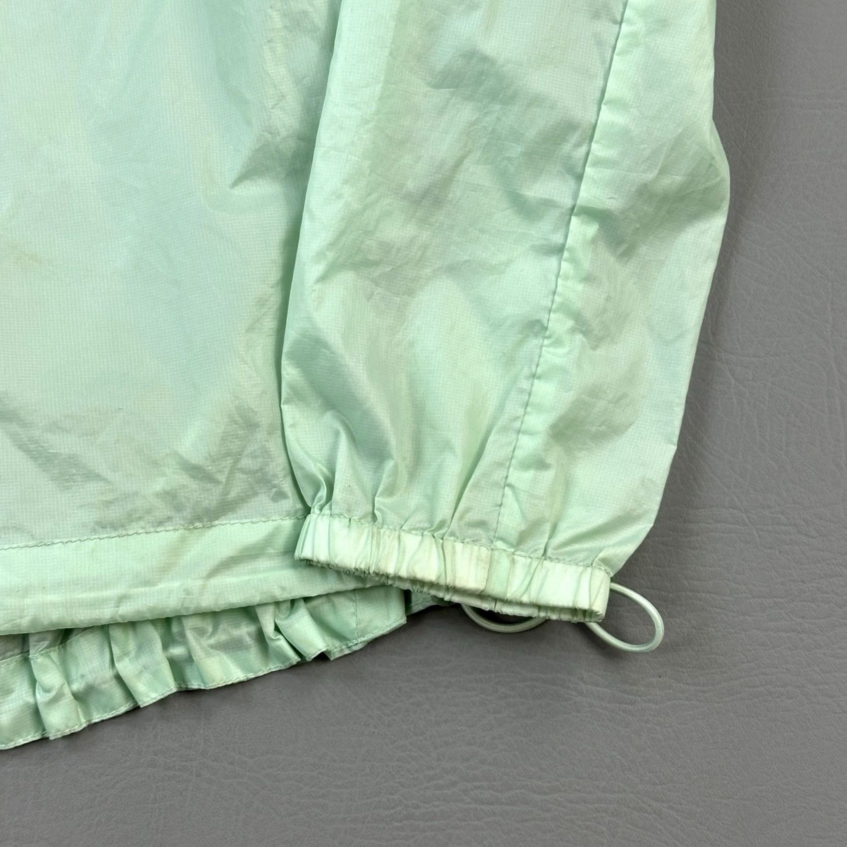 New Balance New Balance Jacket Women's Large Green Hooded Windbreaker Running Packable Size L / US 10 / IT 46 - 3 Thumbnail