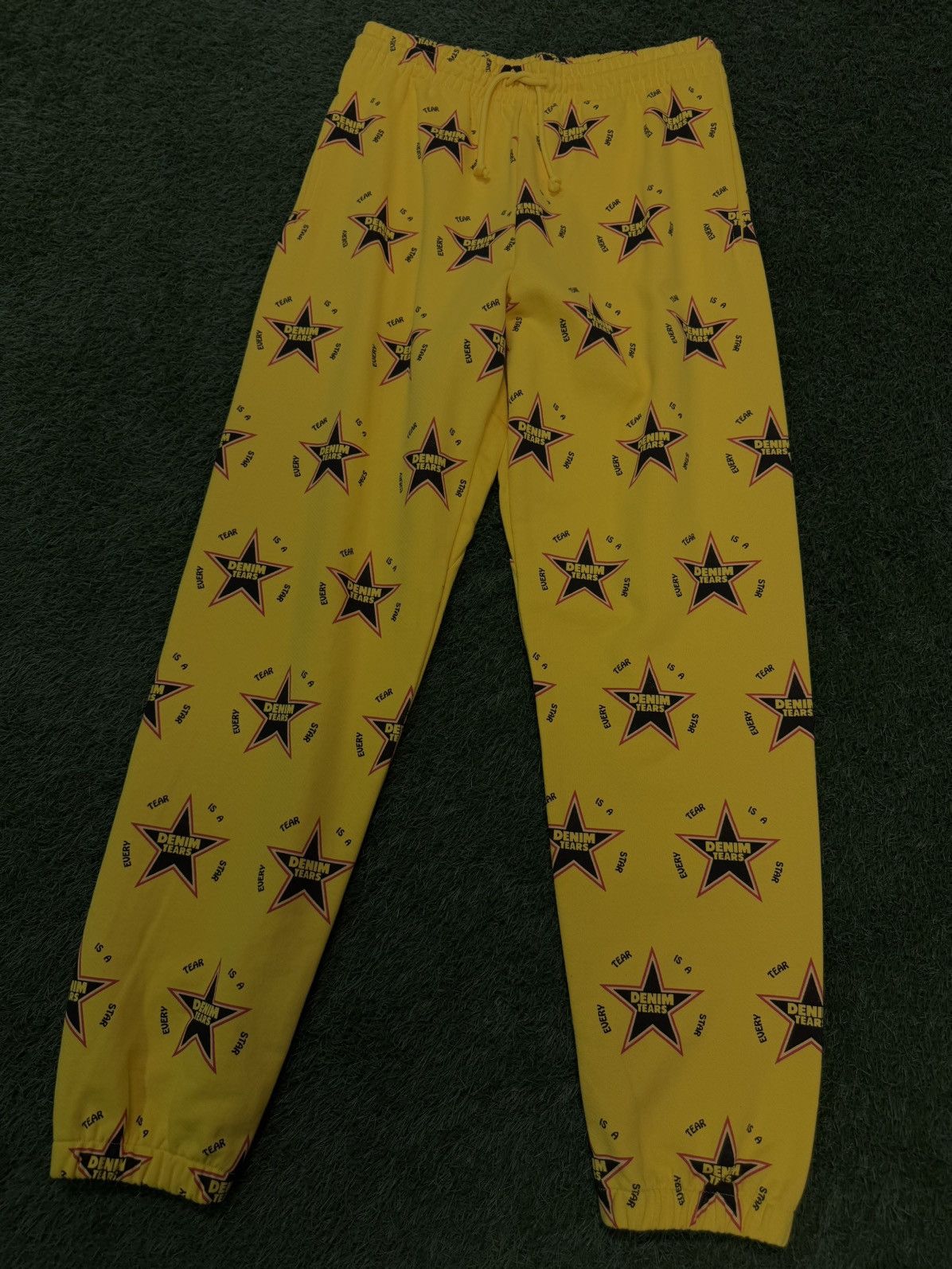 DENIM TEARS Denim Tears Yellow Sweatpants Size M (NEW) Size US 32 / EU 48 - 4 Thumbnail