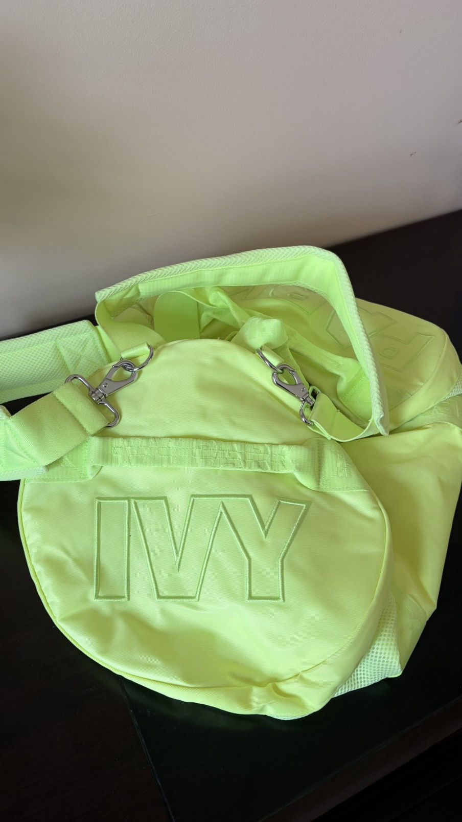 Adidas × Ivy Park Adidas x Ivy Park Neon Green Logo Duffle Bag Gym Size ONE SIZE - 7 Thumbnail