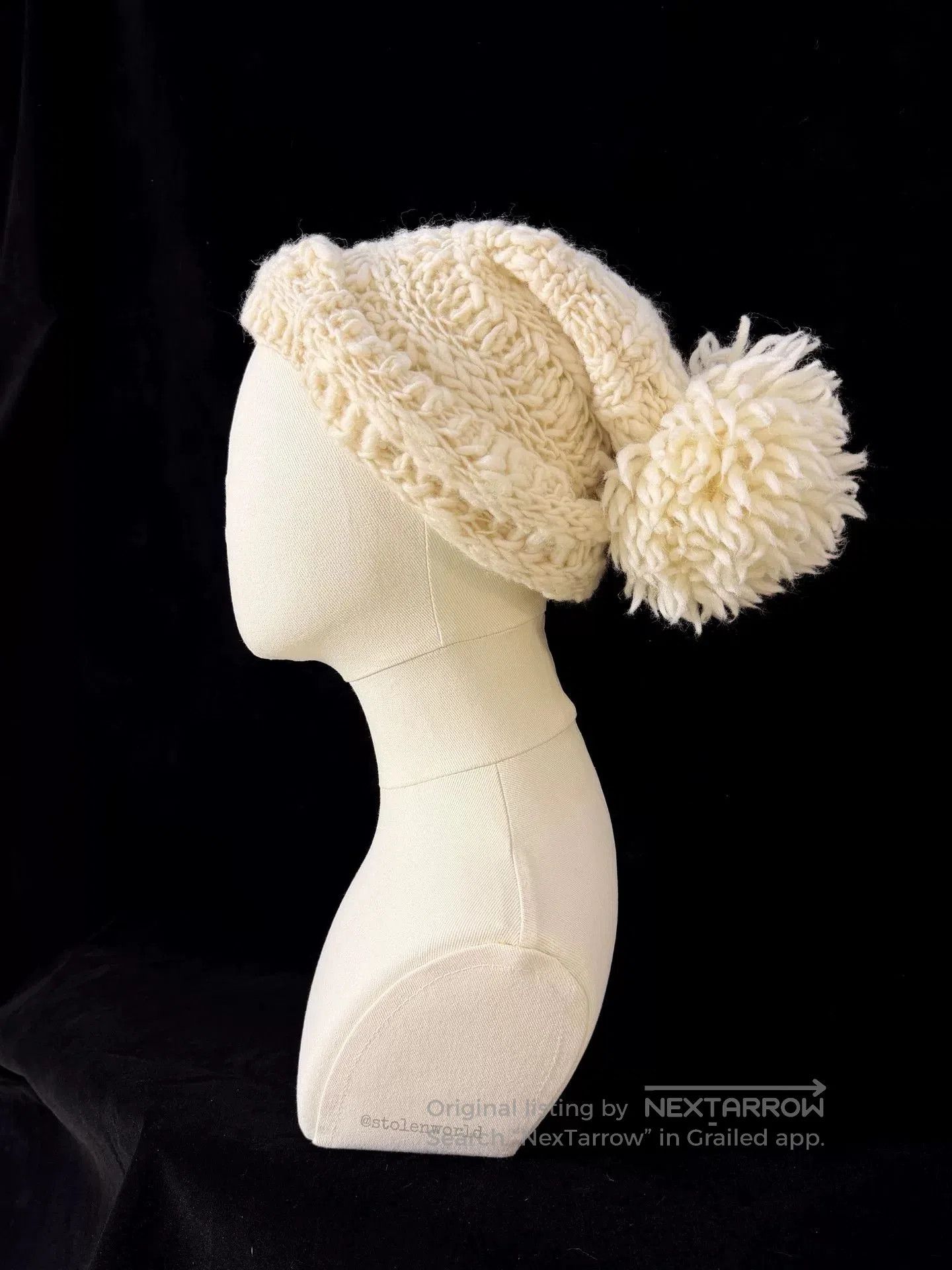 Vintage cute cream knit pom pom beanie. Size ONE SIZE - 6 Thumbnail