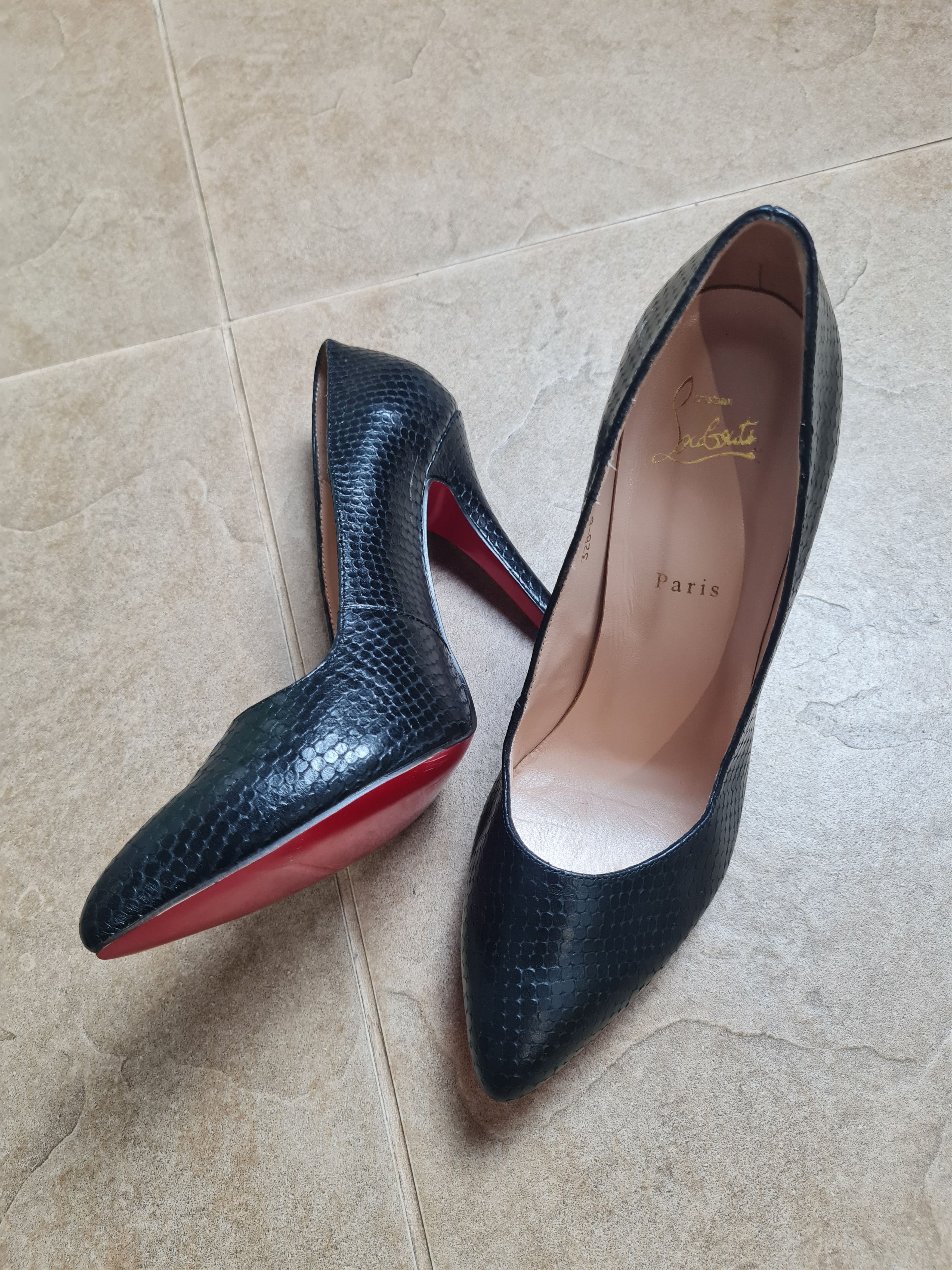 Christian Louboutin Christian Louboutin Yousra Python Black Leather Gently Worn Size US 10 / IT 40 - 1 Thumbnail