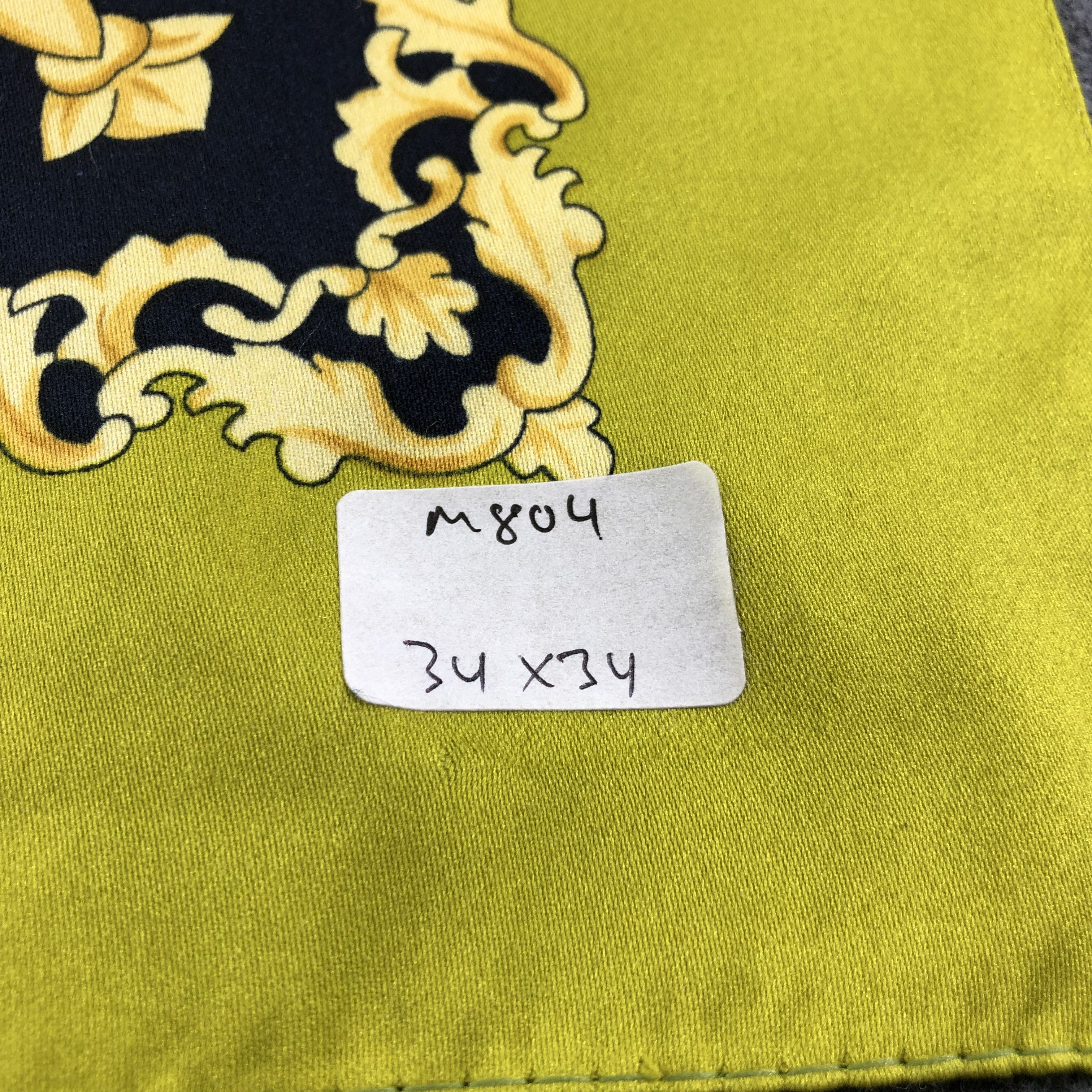 Vintage Luxury Baroque Scarf M804 Size ONE SIZE - 14 Thumbnail
