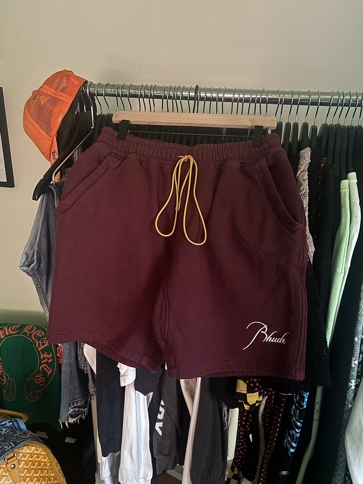 Rhude XL - THICK SCRIPT SHORTS Size US 36 / EU 52 - 2 Thumbnail