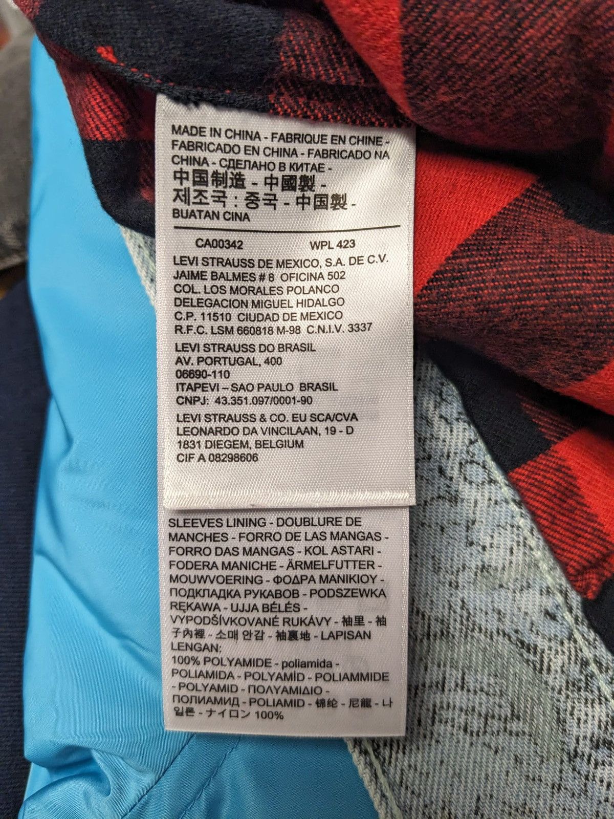 Supreme FW17 SUPREME LEVI'S SNAKESKIN TRUCKER JACKET LIGHT BLUE S Size US S / EU 44-46 / 1 - 6 Thumbnail