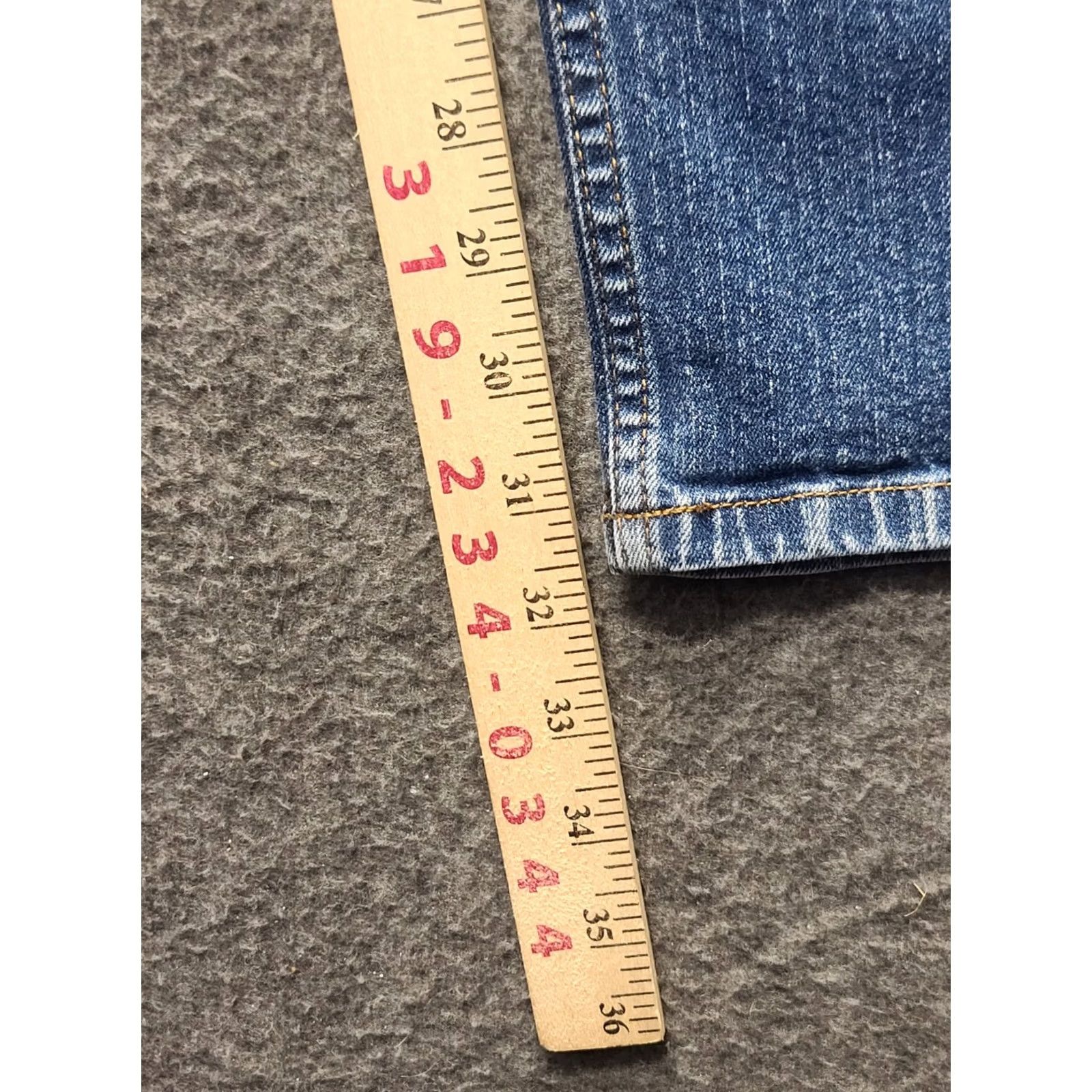 Vintage Duluth Mens Jeans 38x32 Flex Weekender Trim Fit Straight Leg Stretch Denim 5-Pocket Regular Rise Blue Cotton Spandex Durable USA Style Jeans Mens Size US 38 / EU 54 - 7 Thumbnail