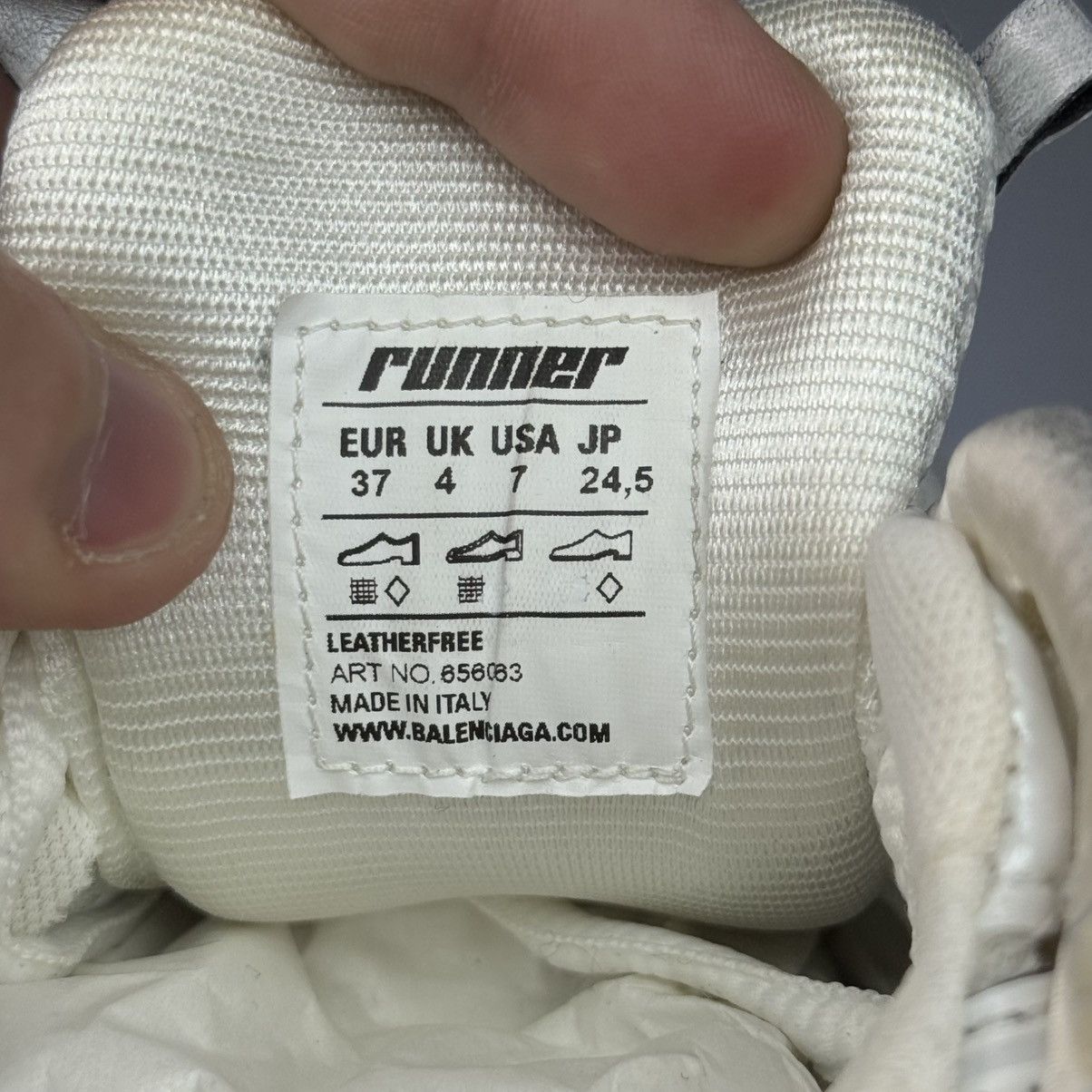 Balenciaga Balenciaga x Kith Runner White/White Size US 7 / IT 37 - 4 Thumbnail