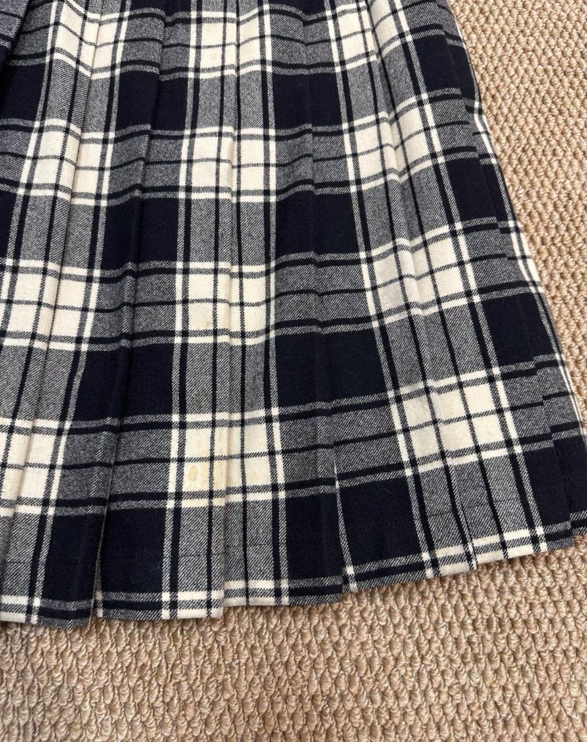 Comme des Garcons COMME des GARÇONS Black & White Wool Plaid Pleated Skirt K23 Size 26" / US 2 / IT 38 - 3 Thumbnail