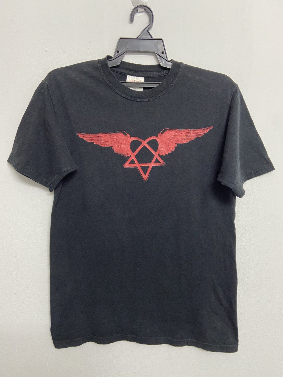 Band Tees × Vintage Vintage HIM 2005 Heartagram Tee band Metal Size US S / EU 44-46 / 1 - 9 Thumbnail