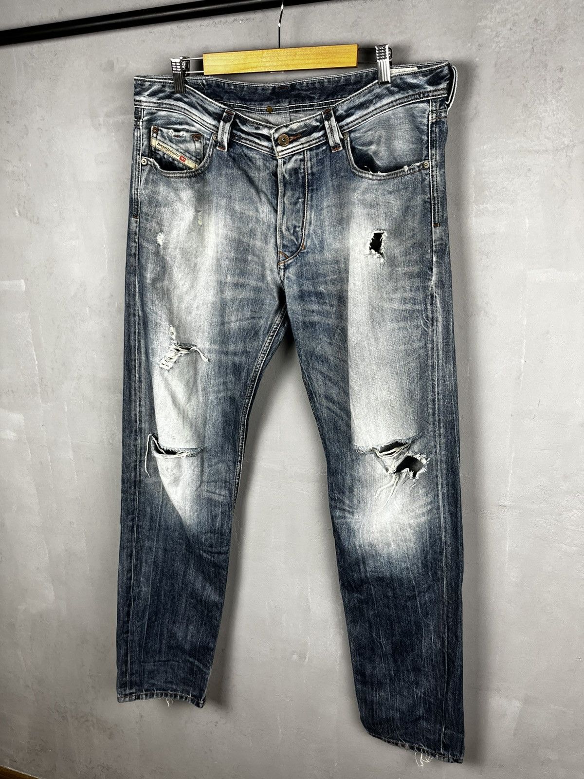 Diesel Black Gold Diesel Distressed Denim Pants Jeans Size US 36 / EU 52 - 2 Thumbnail