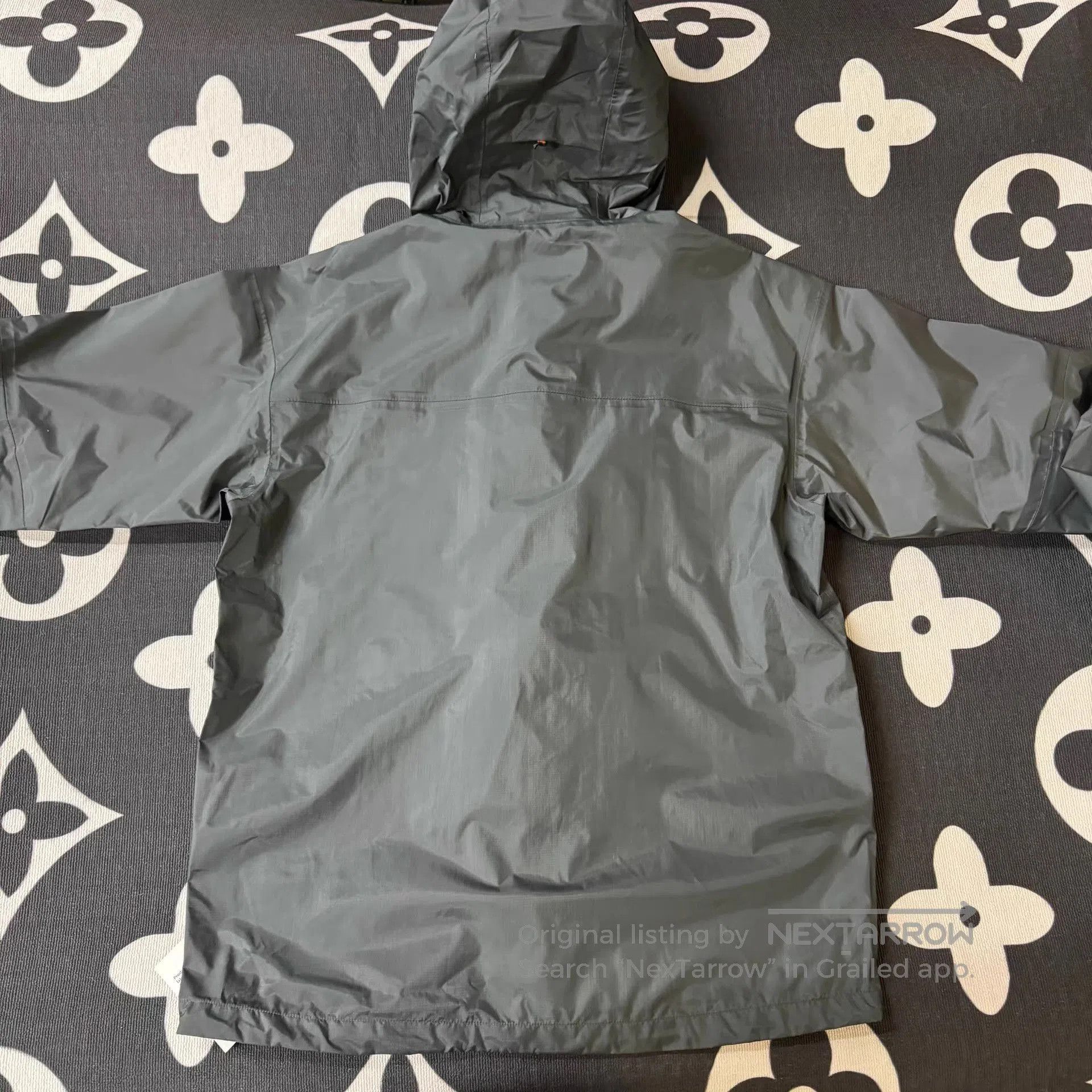 Helly Hansen Gray Hooded Rain Jacket . Size US XL / EU 56 / 4 - 2 Thumbnail