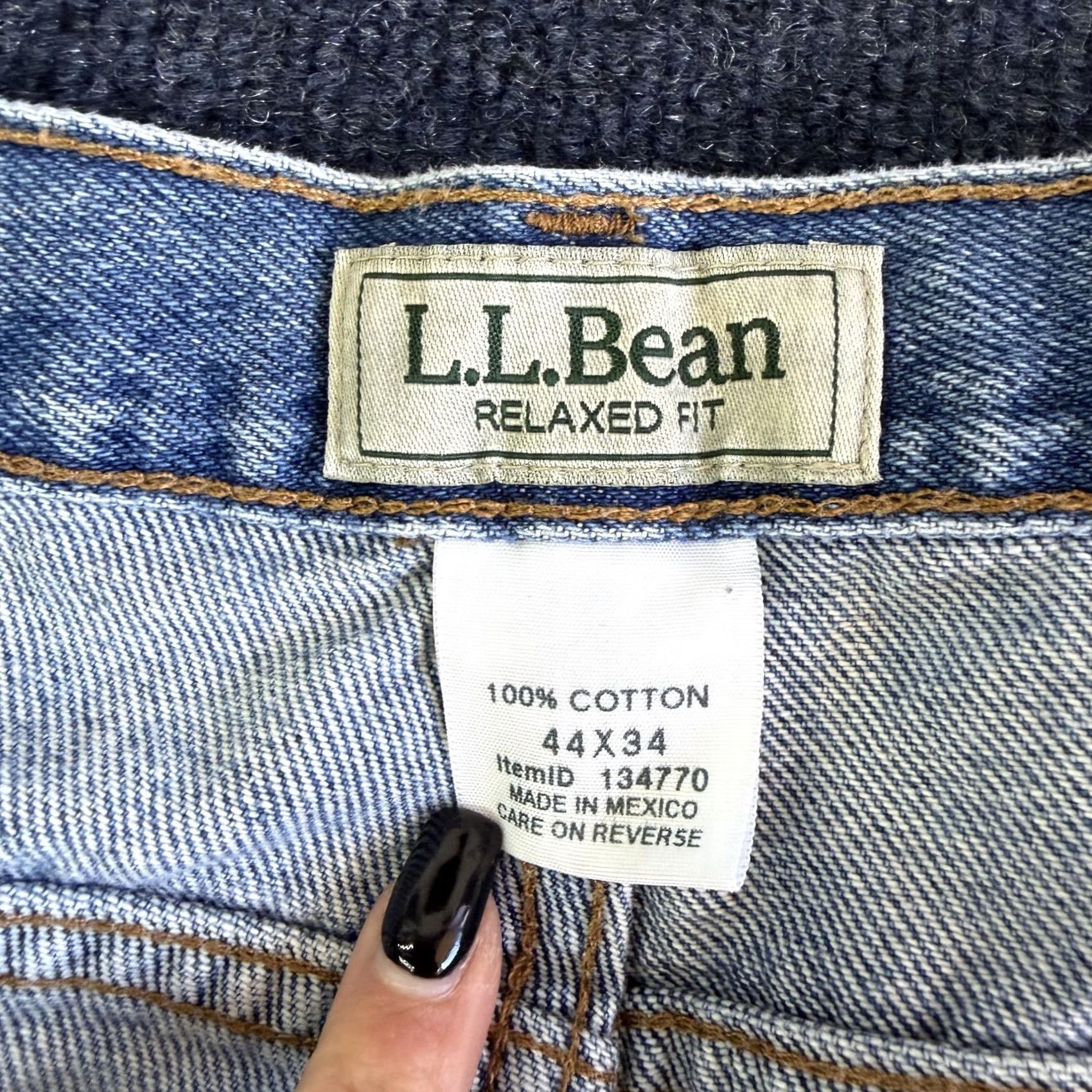Vintage L.L. Bean Jeans Mens 44x34 Light Wash Blue Denim Relaxed Straight Fit Casual Men Jeans Size US 44 / EU 60 - 4 Thumbnail
