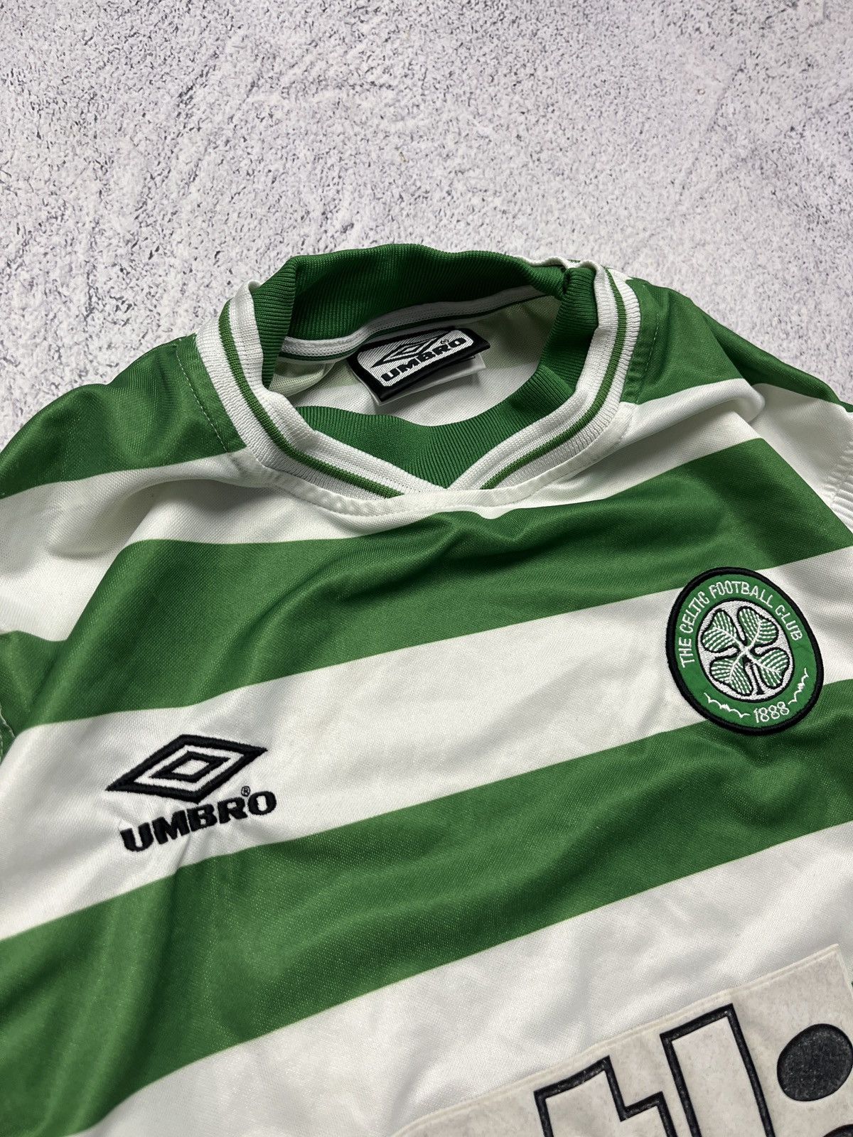 Umbro Vintage Umbro Celtic 1999/01 Home Soccer Jersey Long Sleeve Size US M / EU 48-50 / 2 - 7 Thumbnail