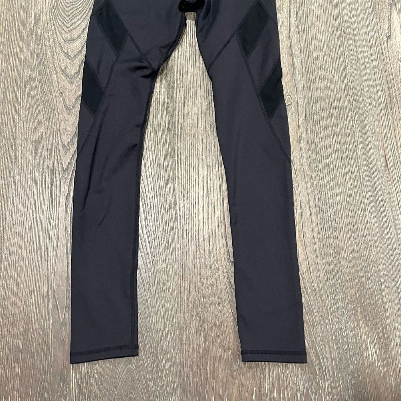 Vintage Marc New York Performance Black Ankle Length Leggings Size S Size 24" / US 00 / IT 34 - 2 Thumbnail