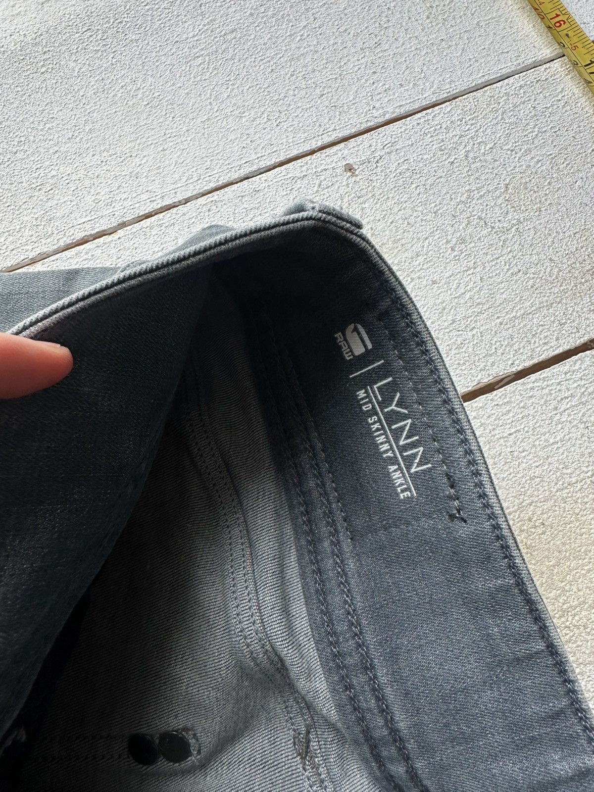 G-Star 🚨VNTG G STAR RAW GRAY FADED RARE AVANT GARDE JEANS Y2K Size 26" / US 2 / IT 38 - 7 Thumbnail