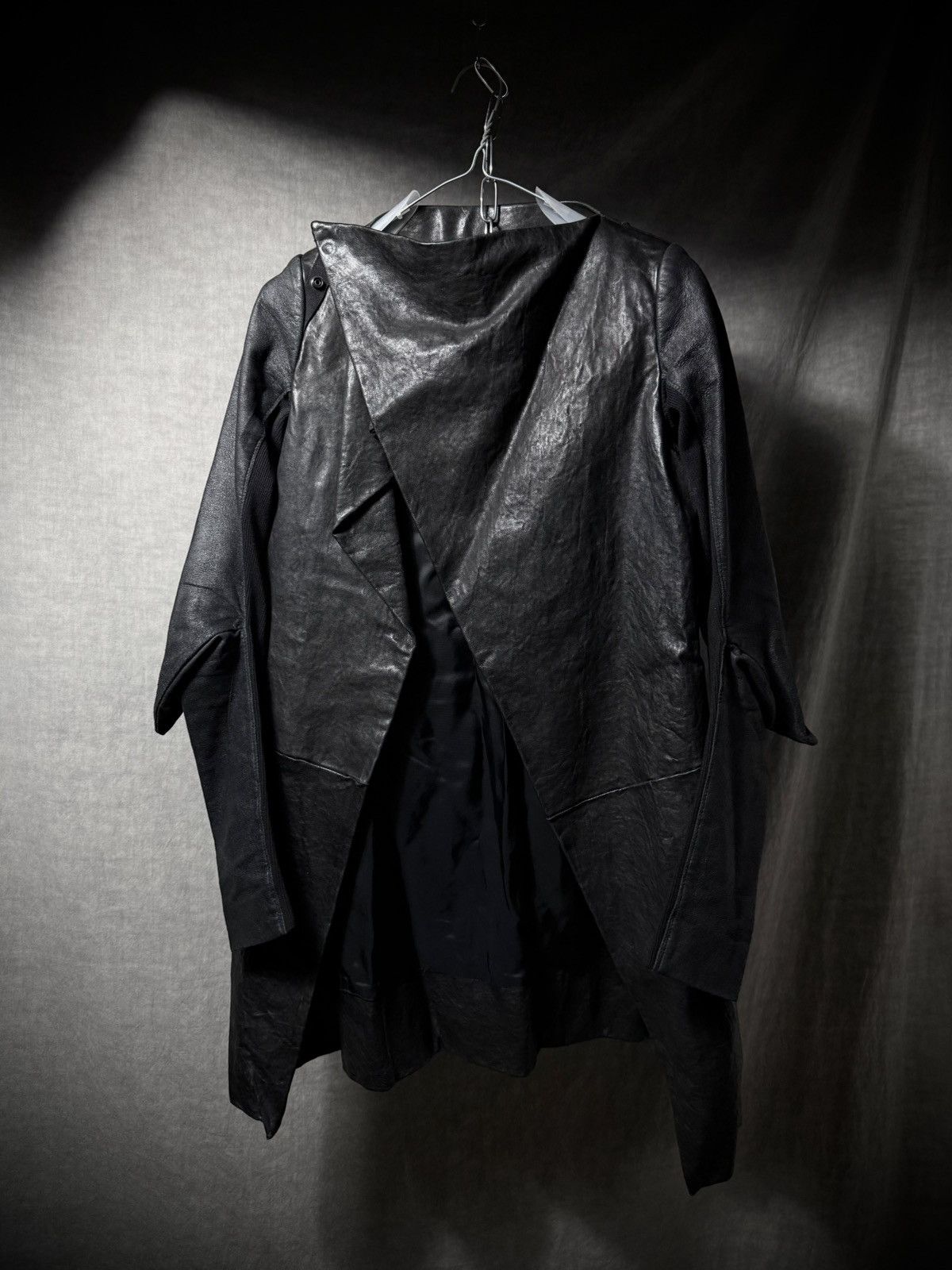 Rick Owens Rick Owens 2009 FW "CRUST" Draped Leather Coat Size S / US 4 / IT 40 - 2 Thumbnail