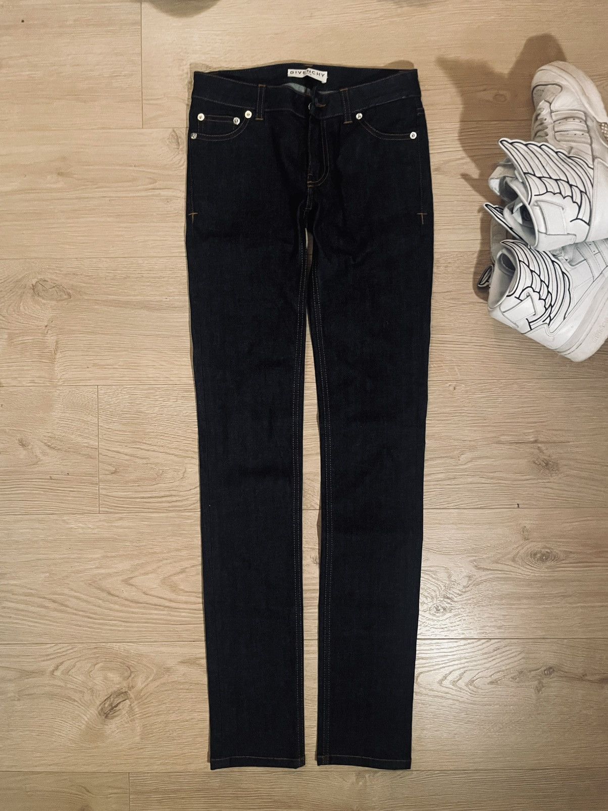 Givenchy Givenchy skinny jeans Size US 26 / EU 42 - 1 Thumbnail
