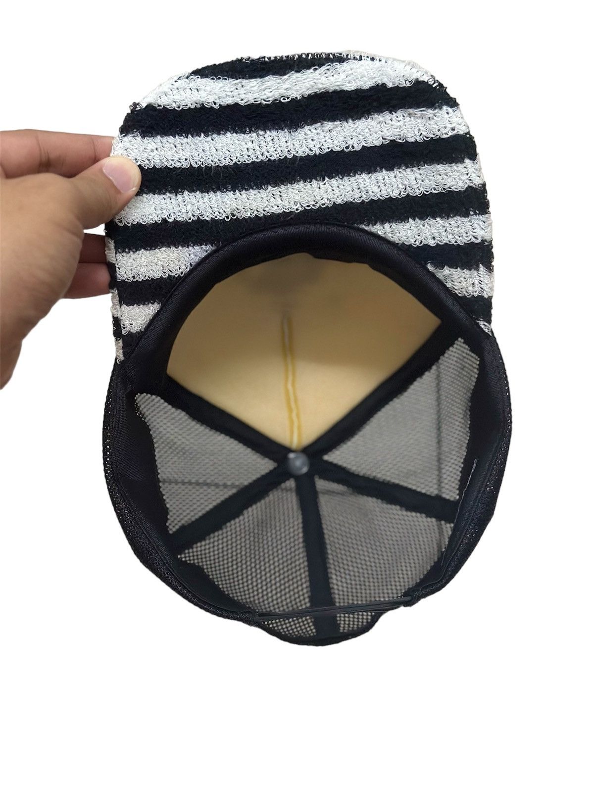 Other Peek a boo Band Trucker Hat Size ONE SIZE - 6 Thumbnail