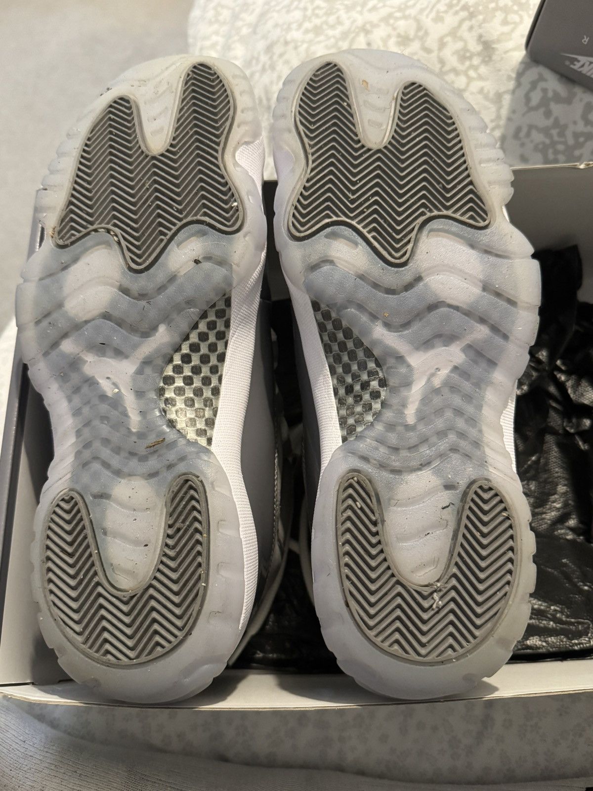 Jordan Brand Jordan 11 Cool Grey Size US 9.5 / EU 42-43 - 7 Thumbnail