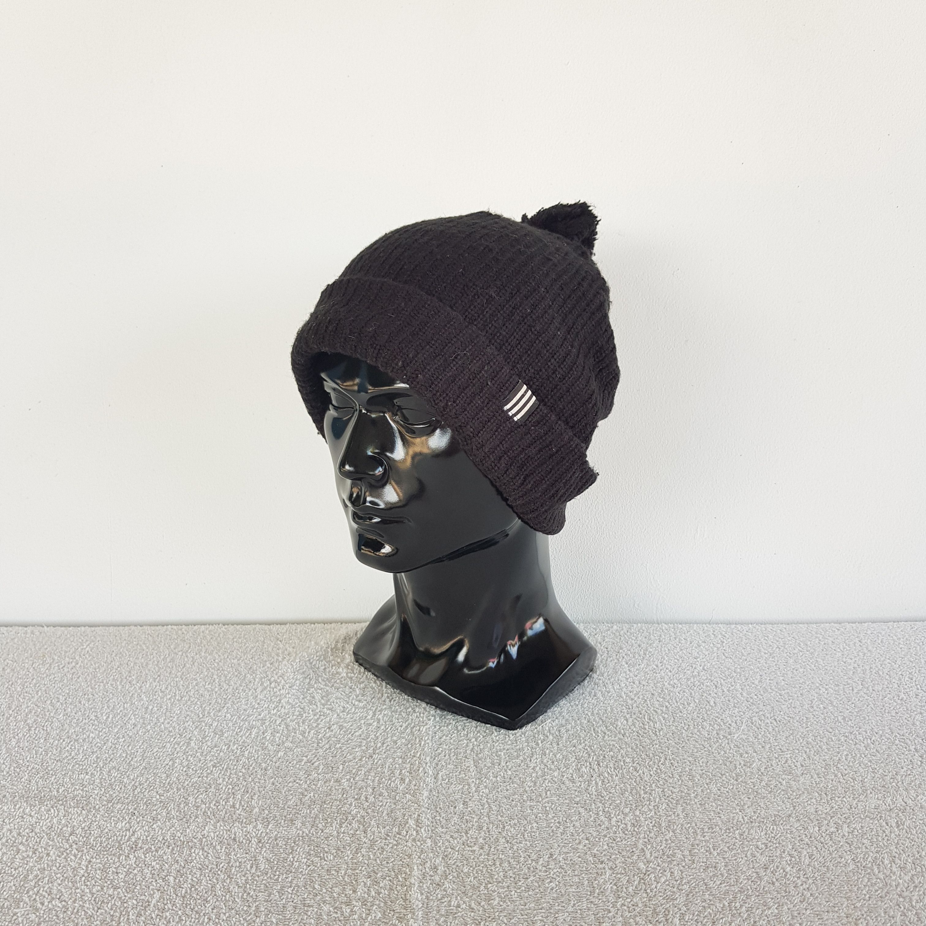Adidas Vintage Adidas Beanie Snow Caps Hats Size ONE SIZE - 1 Thumbnail