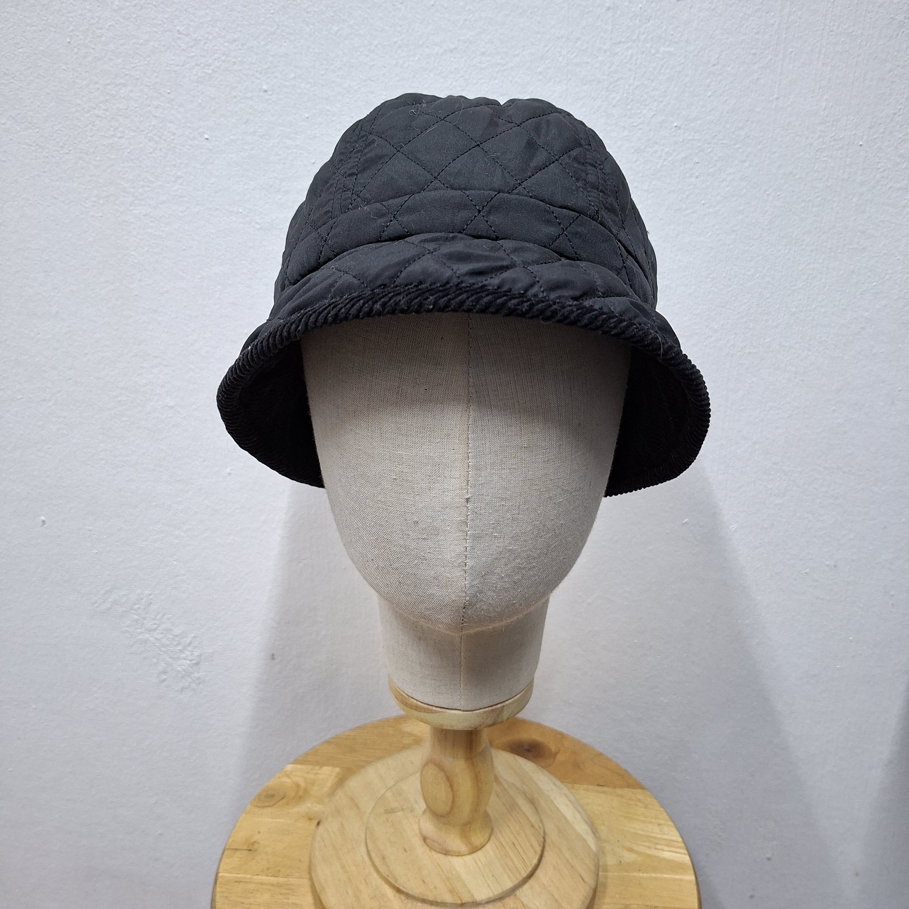 Japanese Brand 💥 Top velu japan quilted visor bucket hat Size ONE SIZE - 2 Thumbnail