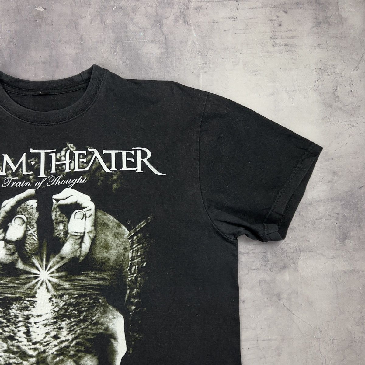 Band Tees Rare! Vintage Dream Theater Train Of Thought Big Logo Tee Size US M / EU 48-50 / 2 - 4 Thumbnail