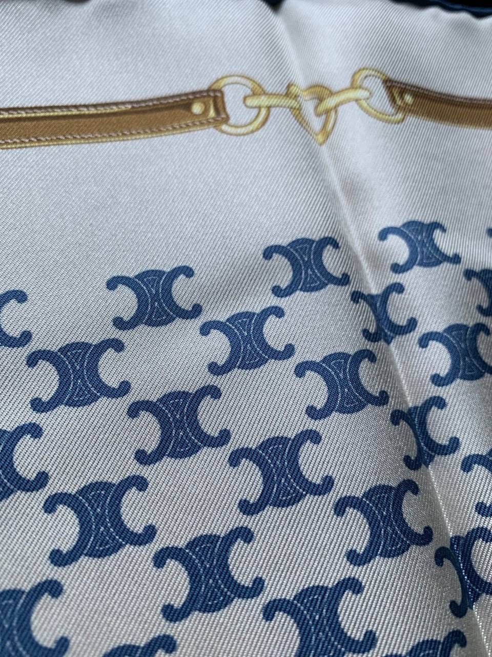 Celine CELINE BANDANA TRIOMPHE IN HERITAGE SILK TWILL NEW Size ONE SIZE - 11 Thumbnail