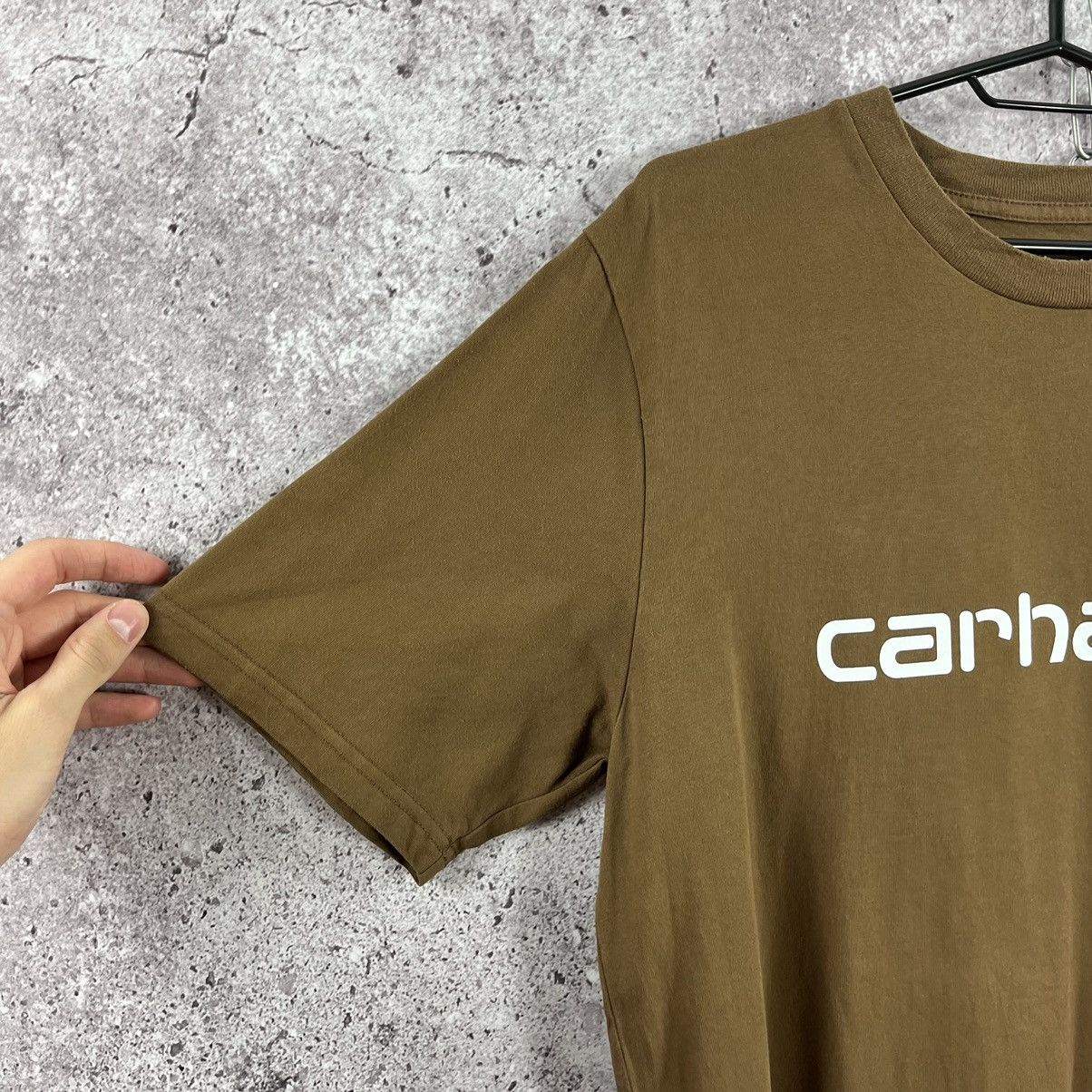 Carhartt Carhartt Wip Tee Centre Big Logo T-Shirt Brown Y2K Size M Size US M / EU 48-50 / 2 - 4 Thumbnail