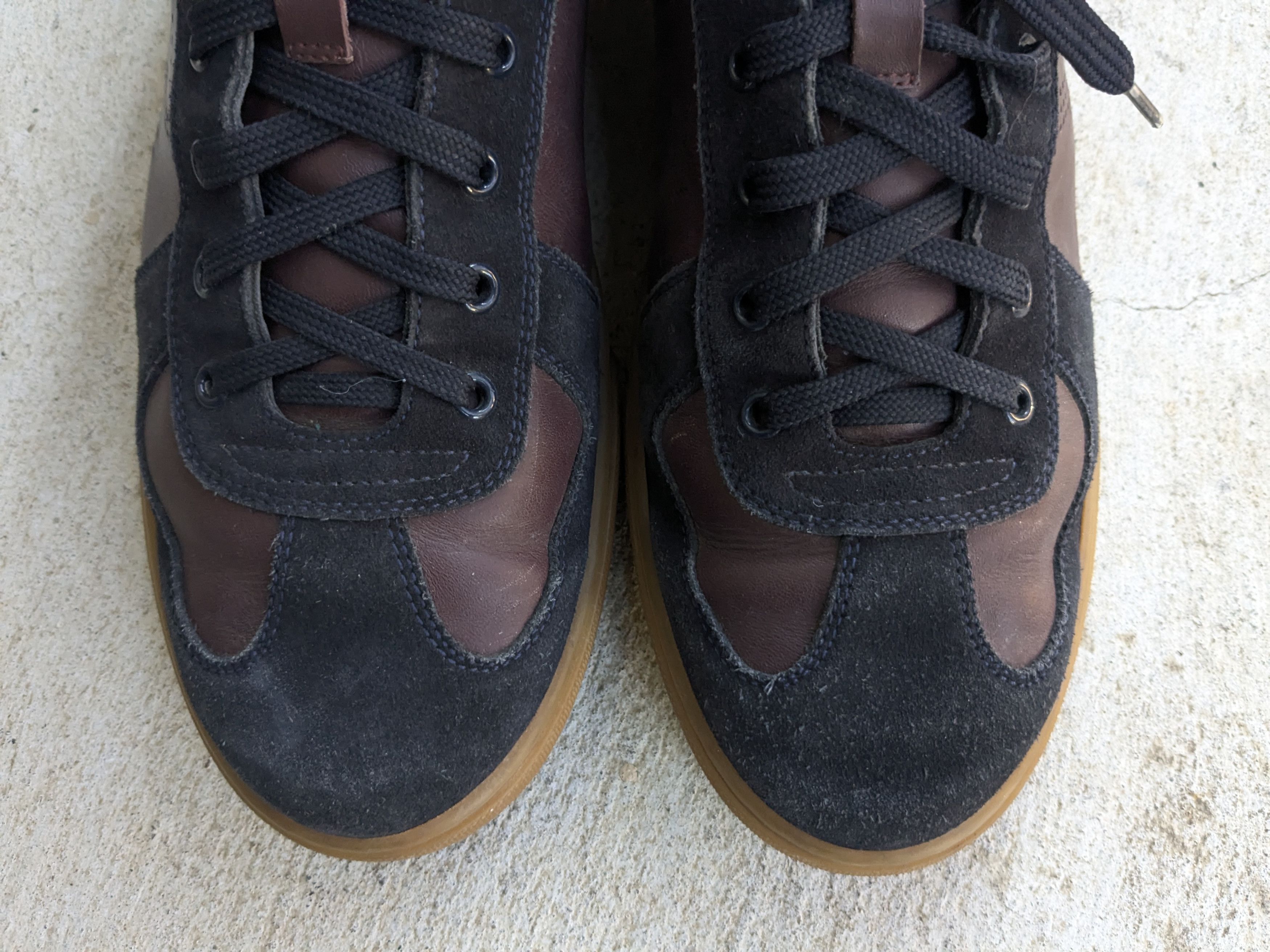 Louis Vuitton Louis Vuitton Sneakers Burgundy Black Suede Leather 9 Size US 9 / EU 42 - 4 Thumbnail
