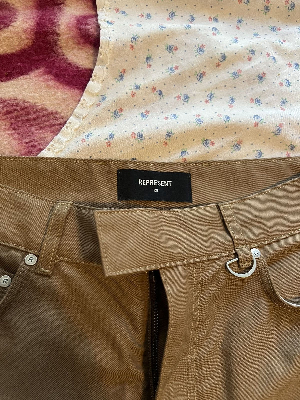 Represent Clo. SIZE XS REPRESENT TEAM SPIRIT CARPENTER PANT - TAN Size US 30 / EU 46 - 8 Thumbnail