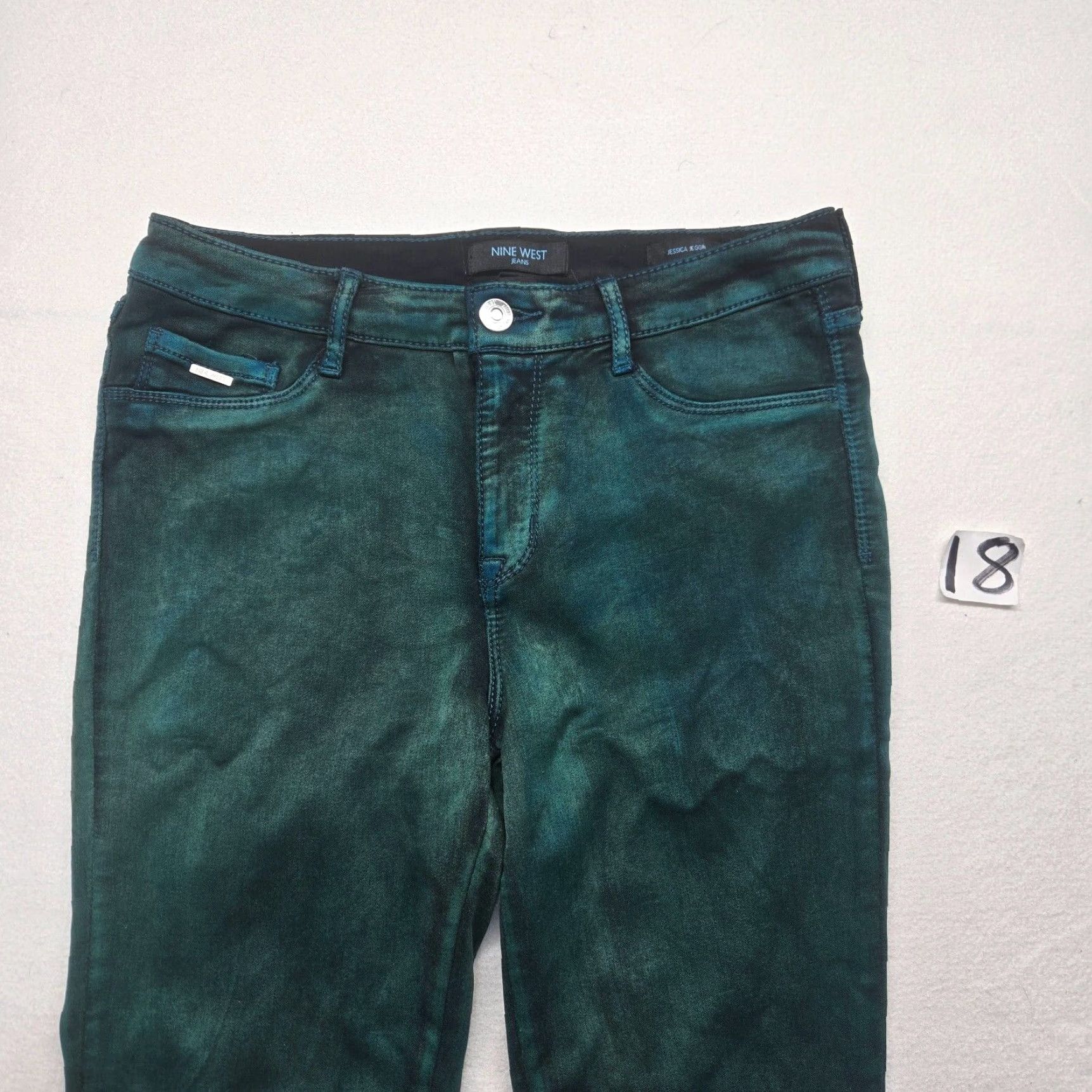 Nine West VINTAGE Nine West Jeans Green Bleach Ankle Straight Pants Adult Women 8 Green Bleached Ankle Straight Pants Womens 8 Size 30" / US 8 / IT 44 - 2 Thumbnail