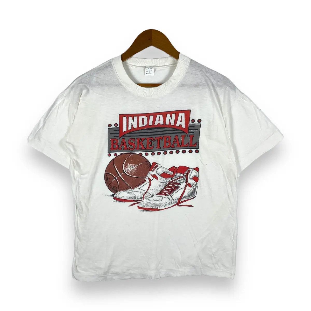 Vintage Vintage 90's INDIANA BASKETBALL Graphic Single Stitch Tee Size US L / EU 52-54 / 3 - 1 Thumbnail