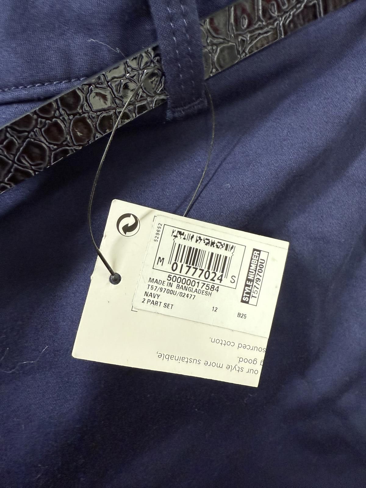 Other Per Una Navy Blue Skirt with Black Belt Size 8 Size M / US 6-8 / IT 42-44 - 2 Thumbnail