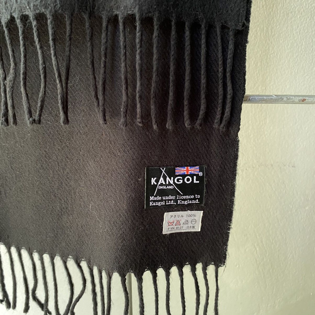 Kangol KANGOL Black Scarf with White Logo Embroidery Size ONE SIZE - 9 Thumbnail