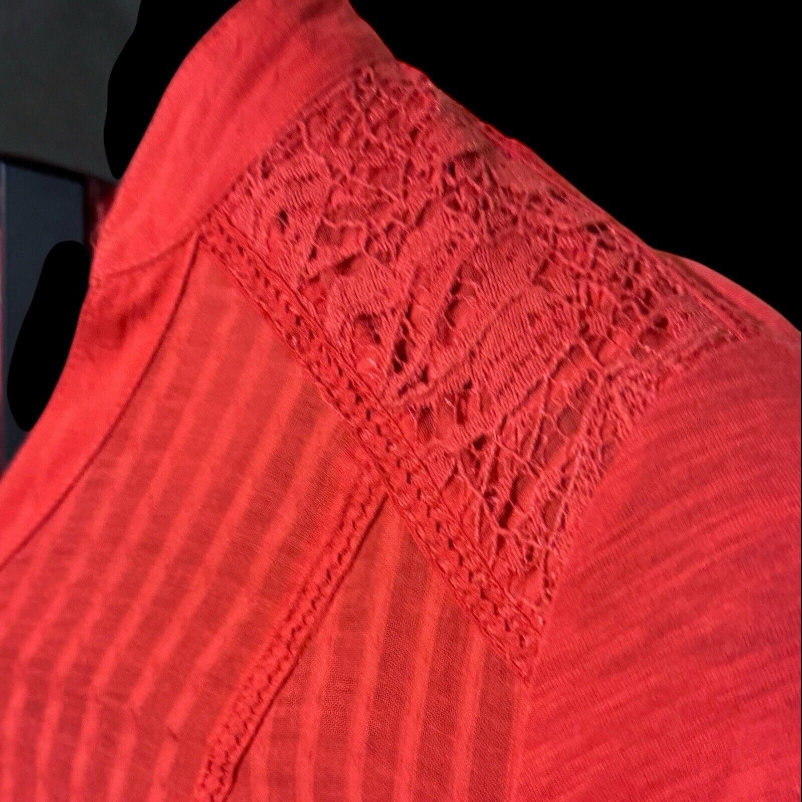 NO ID Reba Sheer Red Lace Detail 3/4 Sleeve Blouse Top Sz S Size S / US 4 / IT 40 - 2 Thumbnail