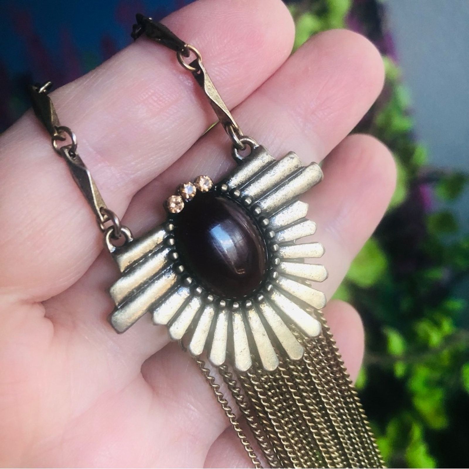 Jewelry Dyed agate cabochon antique gold tone fringe chain necklace Size ONE SIZE - 10 Thumbnail
