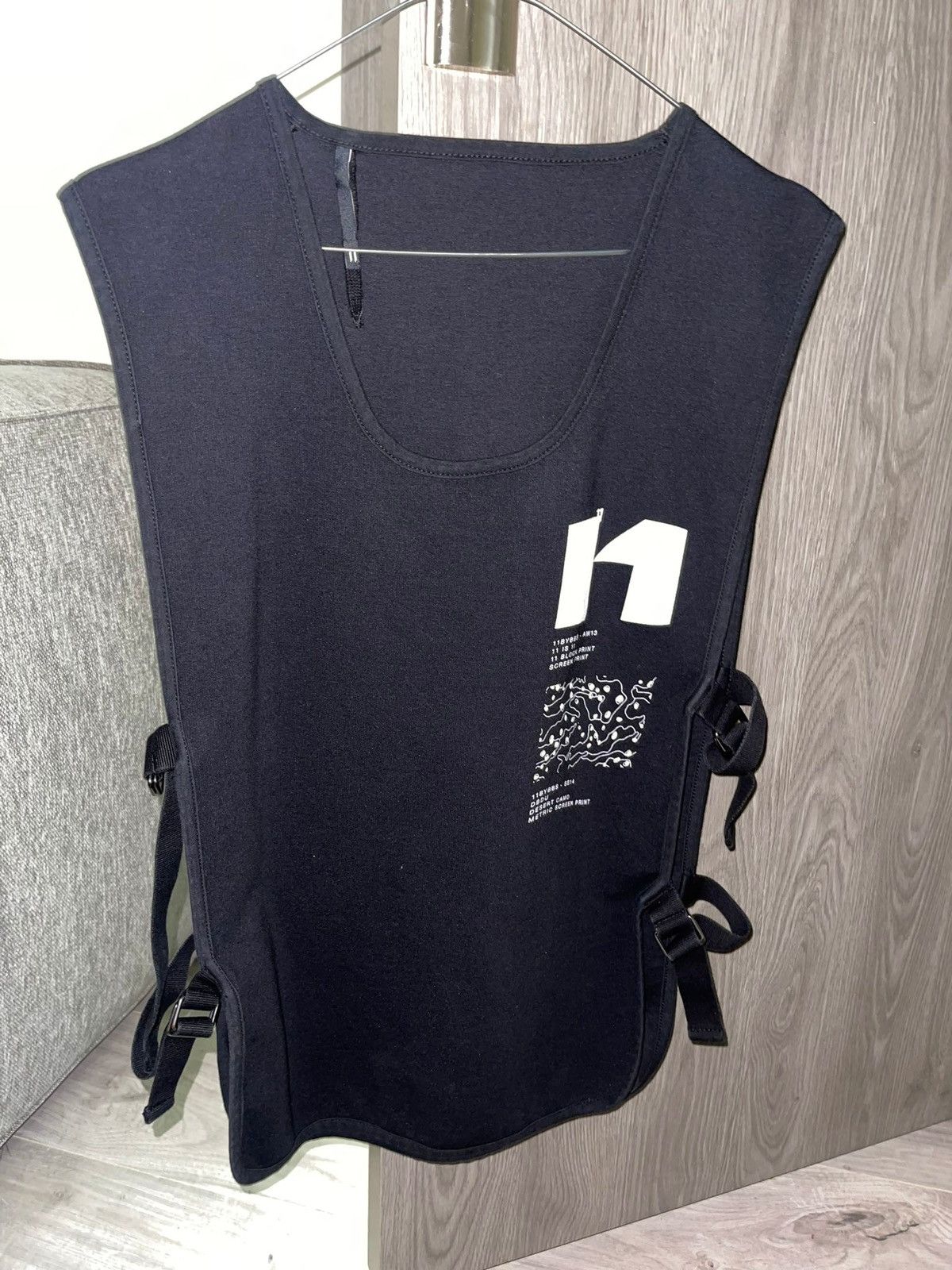 image of 11 By Boris Bidjan Saberi 11 By Bbs Vest One Size in Black, Men's